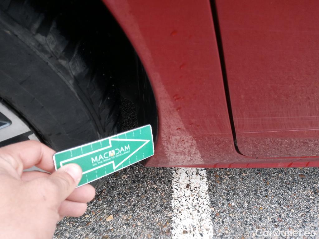  Peugeot  508 PEUGEOT  / 2018 / 5P / familiar SW Allure Pack BlueHDi 130 S&S EAT8 #19