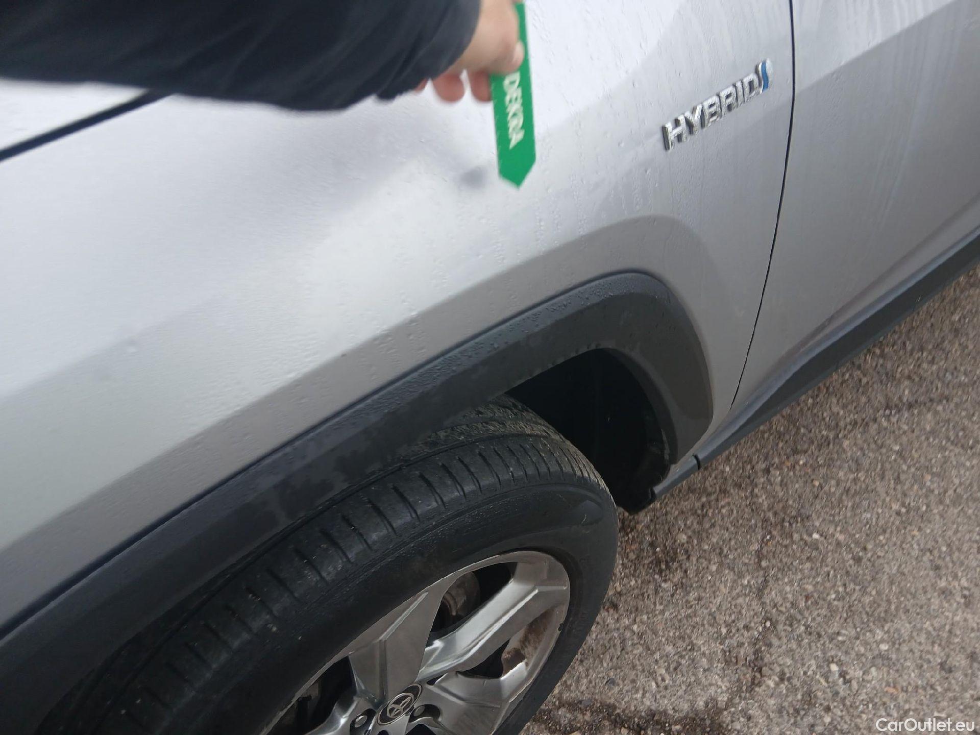  Toyota  RAV4 TOYOTA  / 2018 / 5P / todoterreno 2.5l Advance #6