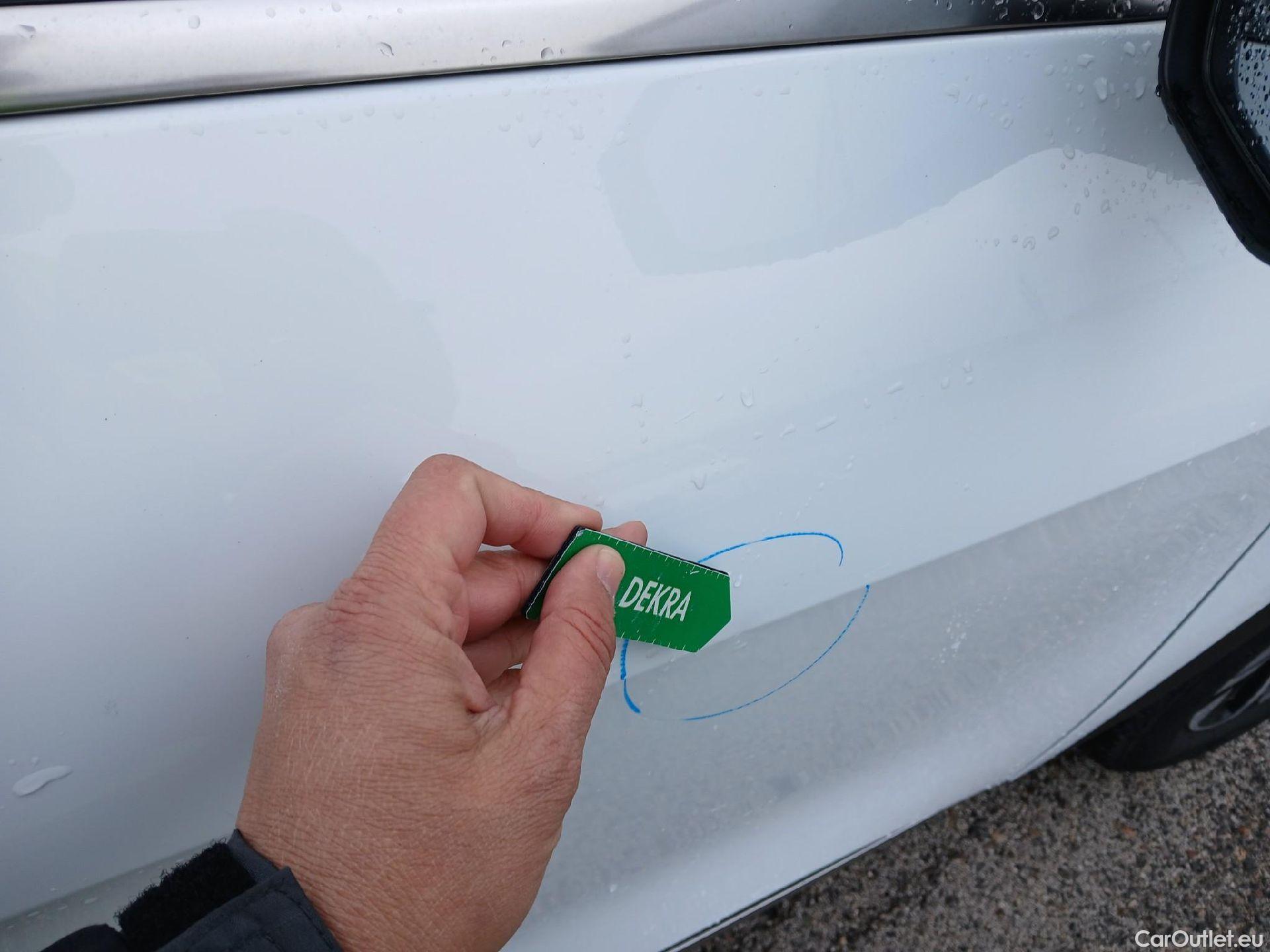  KIA  Sportage KIA  / 2022 / 5P / todoterreno 1.6 T-GDi 110kW (150CV) Drive 4x2 (AC2) #38