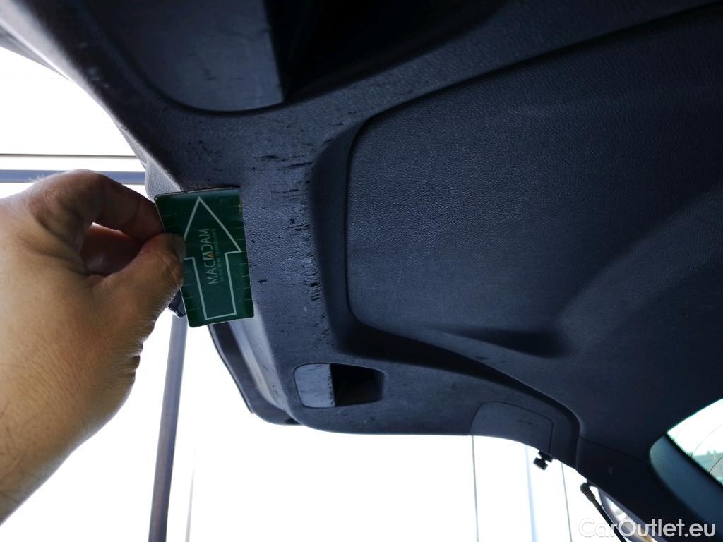  Renault  Megane RENAULT Mégane / 2015 / 5P / familiar Sp. Tourer Zen En. dCi 81kW (110CV) #3