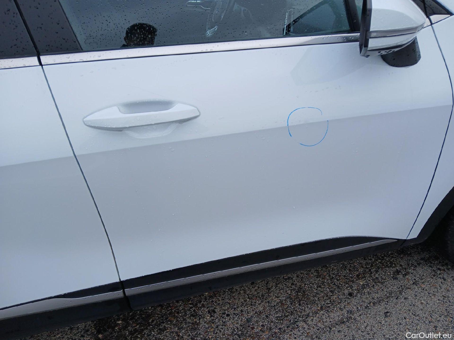  KIA  Sportage KIA  / 2022 / 5P / todoterreno 1.6 T-GDi 110kW (150CV) Drive 4x2 (AC2) #37