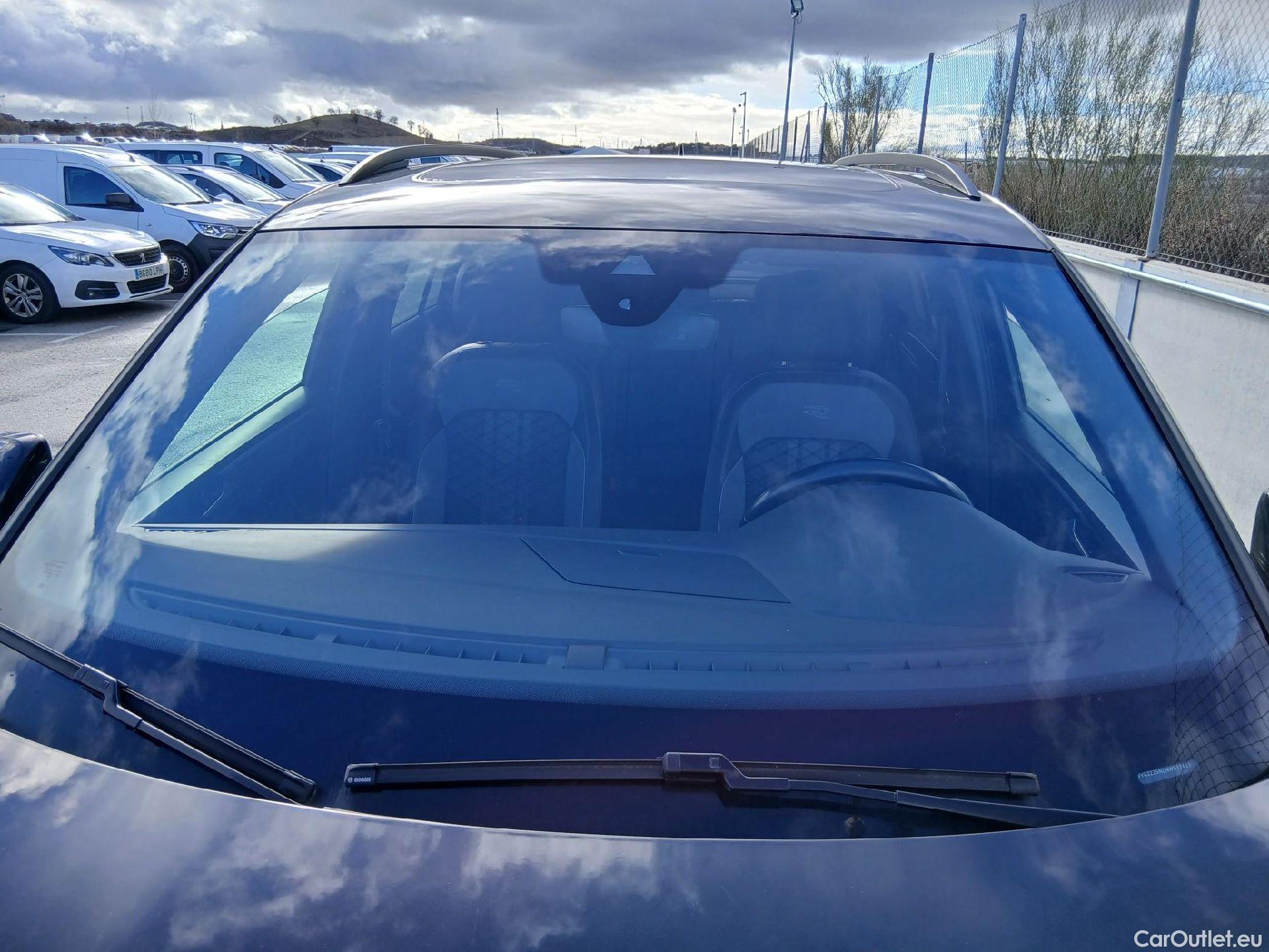  Volkswagen  Tiguan VOLKSWAGEN  / 2020 / 5P / todoterreno R-Line 2.0 TDI 110kW (150CV) DSG #1