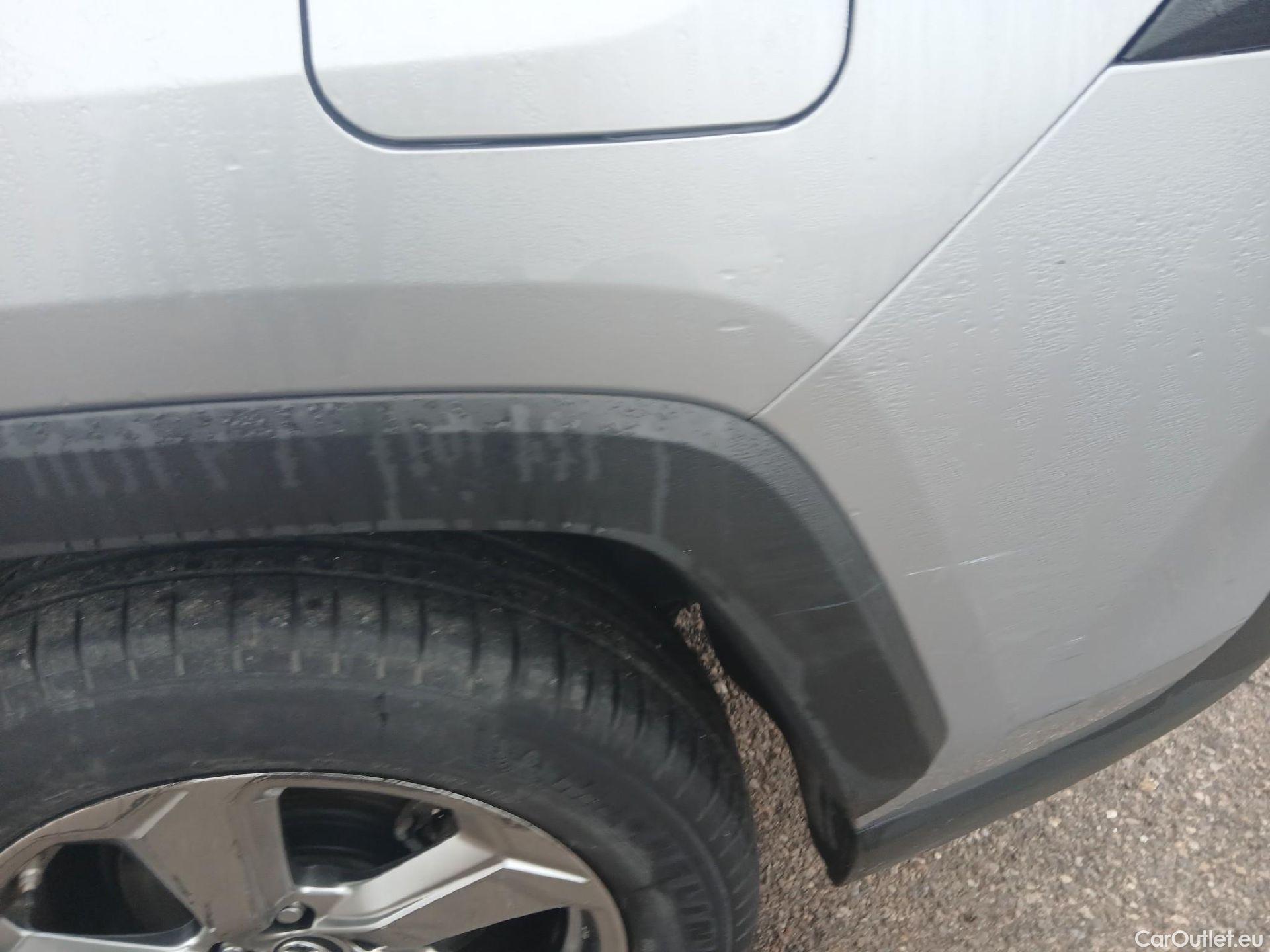  Toyota  RAV4 TOYOTA  / 2018 / 5P / todoterreno 2.5l Advance #18