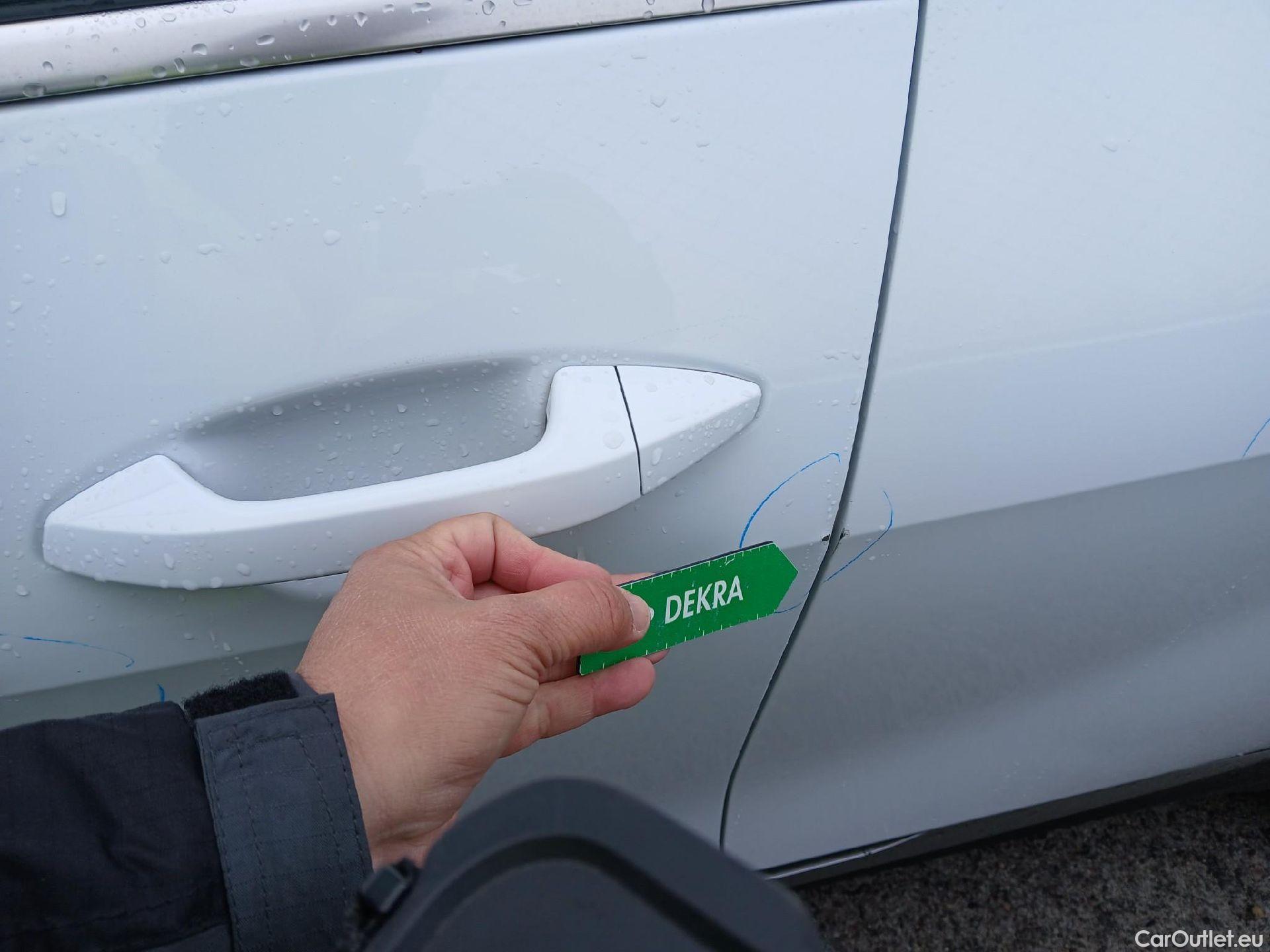  KIA  Sportage KIA  / 2022 / 5P / todoterreno 1.6 T-GDi 110kW (150CV) Drive 4x2 (AC2) #22