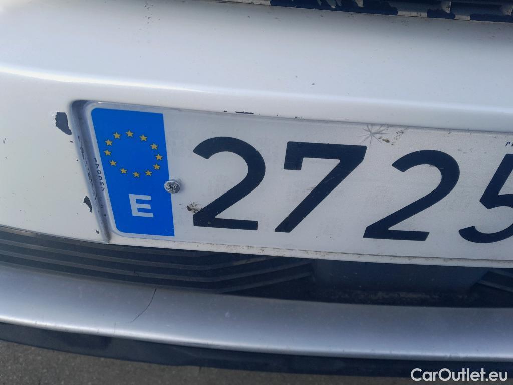  Peugeot  3008 PEUGEOT  / 2020 / 5P / todoterreno 1.5 BlueHDi 96kW (130CV) S&S Active Pack #17