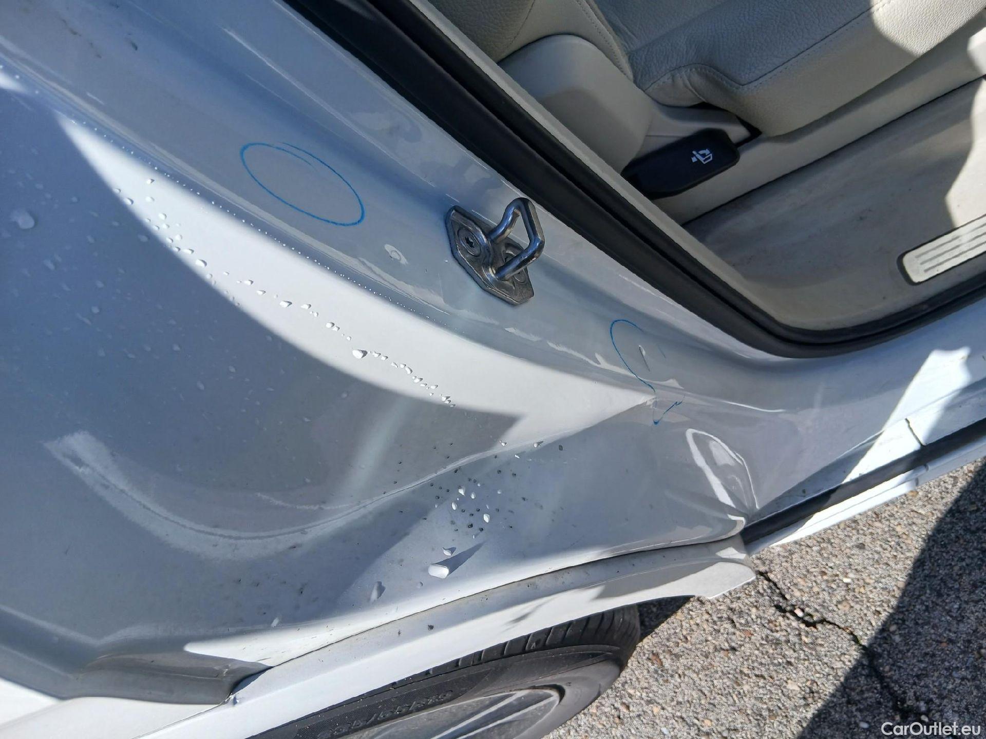  Volvo  XC90 VOLVO  / 2019 / 5P / todoterreno 2.0 B5 D AWD Momentum Pro Auto #14