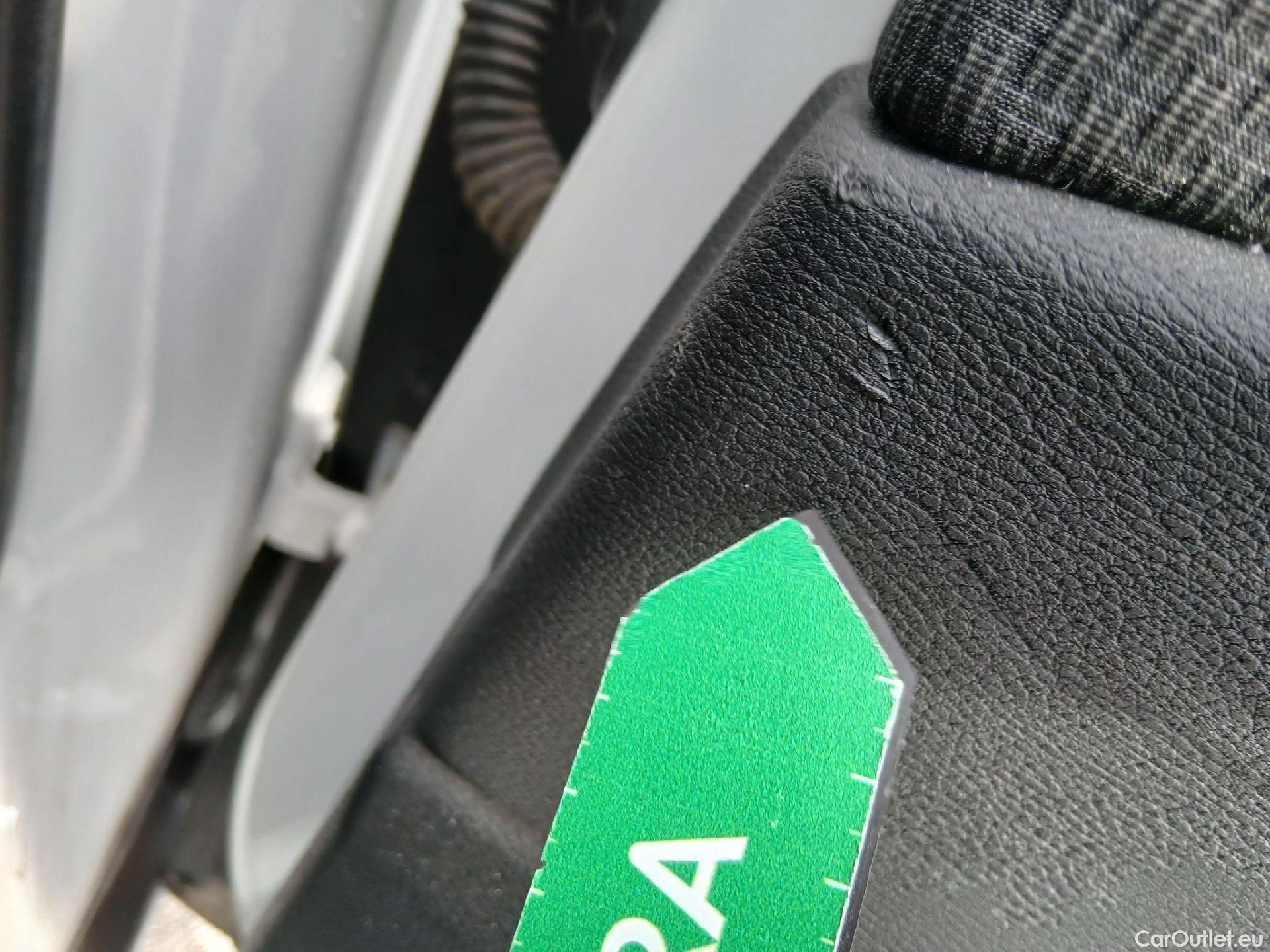  Bmw  X1 BMW  / 2019 / 5P / todoterreno sDrive16d Business #47