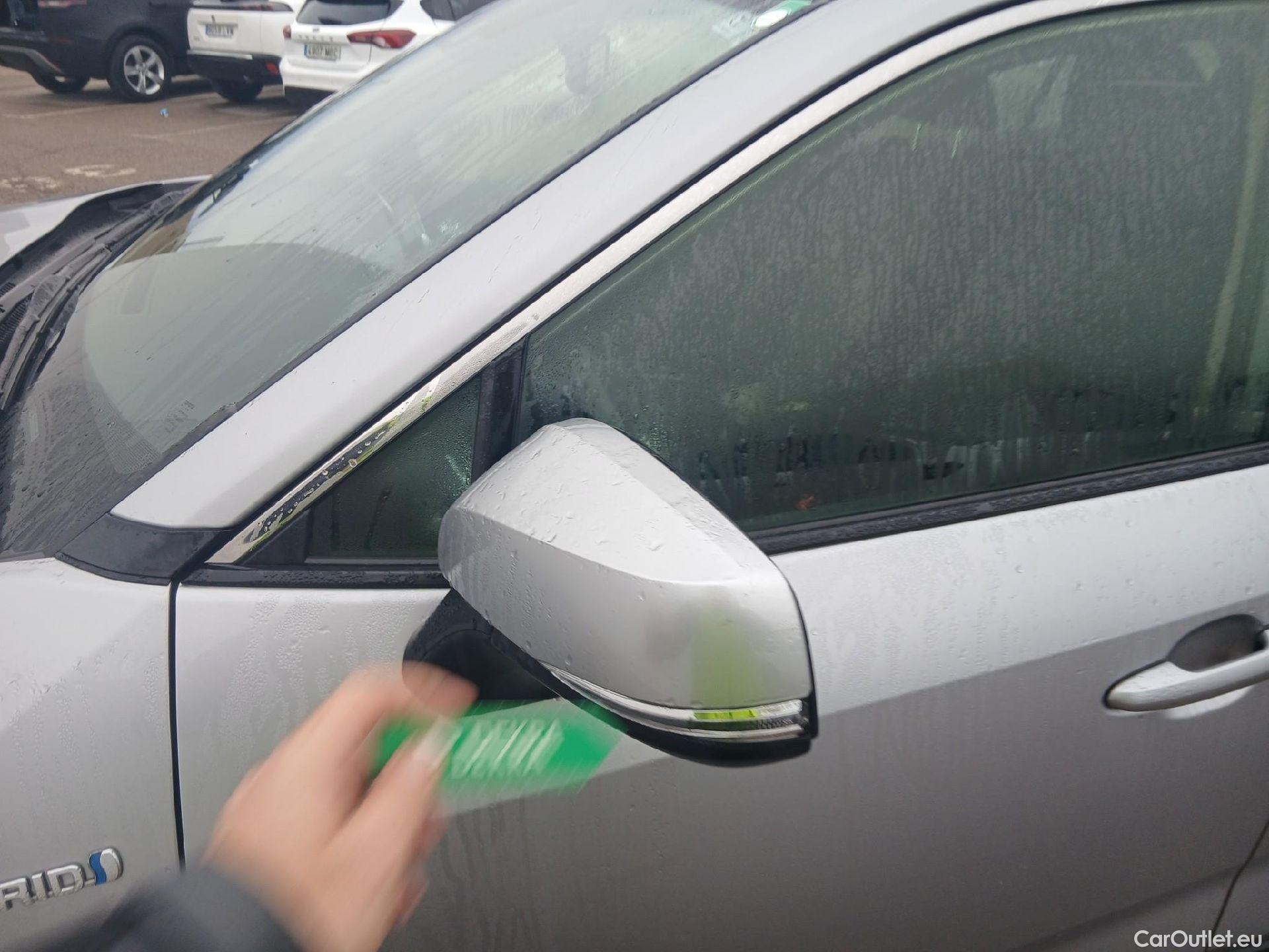  Toyota  RAV4 TOYOTA  / 2018 / 5P / todoterreno 2.5l Advance #9