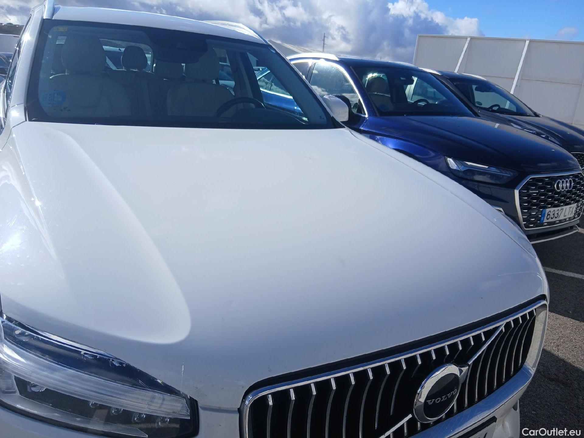  Volvo  XC90 VOLVO  / 2019 / 5P / todoterreno 2.0 B5 D AWD Momentum Pro Auto #2