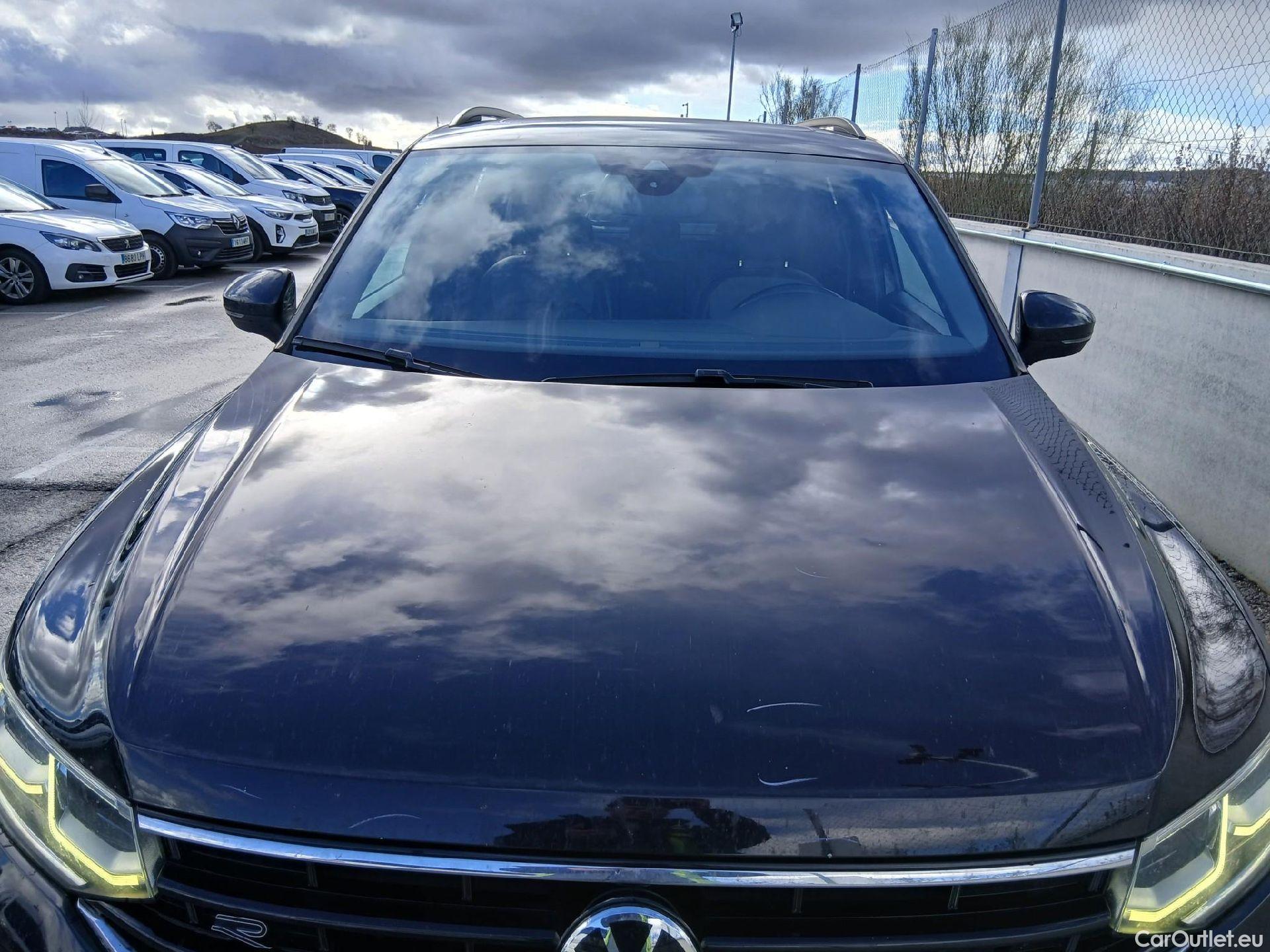  Volkswagen  Tiguan VOLKSWAGEN  / 2020 / 5P / todoterreno R-Line 2.0 TDI 110kW (150CV) DSG #3