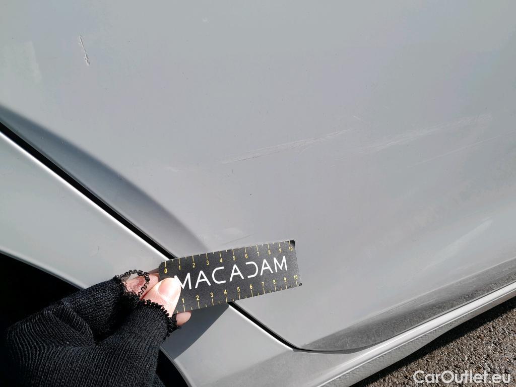  Volkswagen  Golf  VOLKSWAGEN / 2020 / 5P / berlina con portón Life 2.0 TDI 85kW (115CV) #5