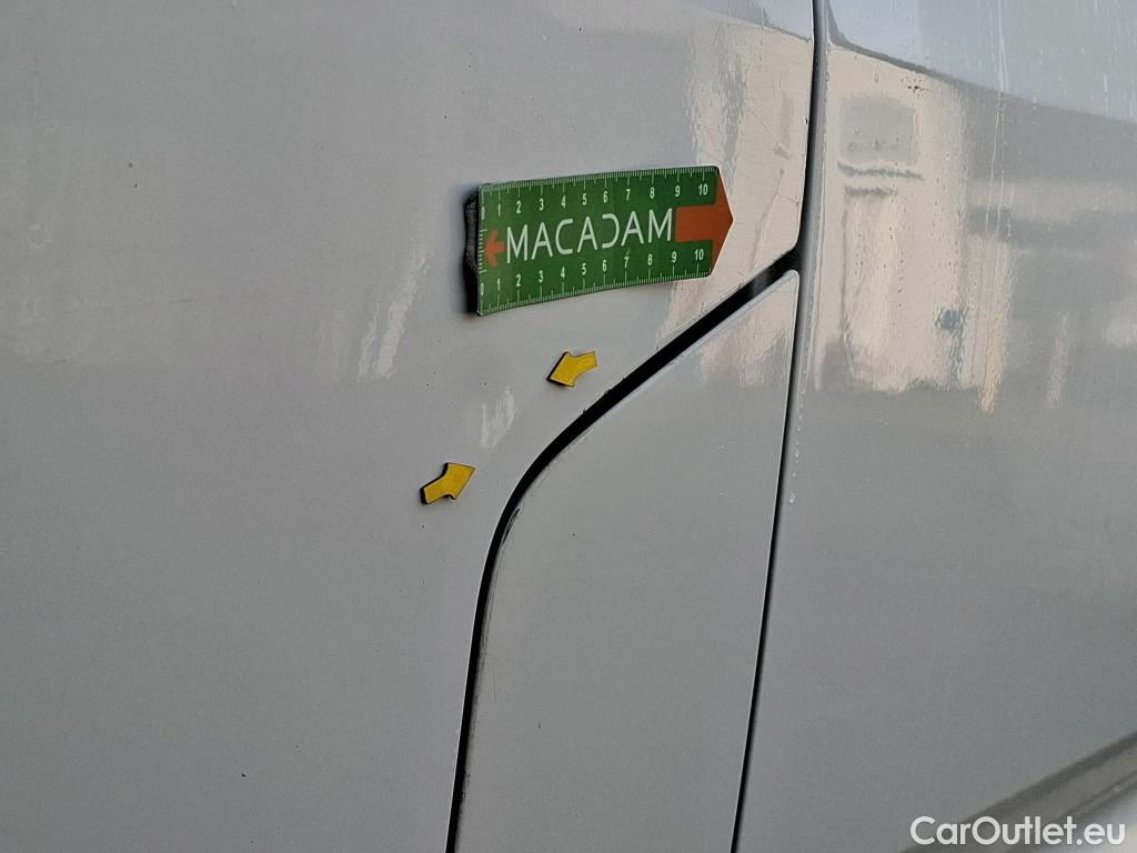  Volkswagen  Crafter VOLKSWAGEN  / 2017 / 4P / Fourgon tôlé 2.0 TDI 140 35 L4H3 Procab Business Line #31