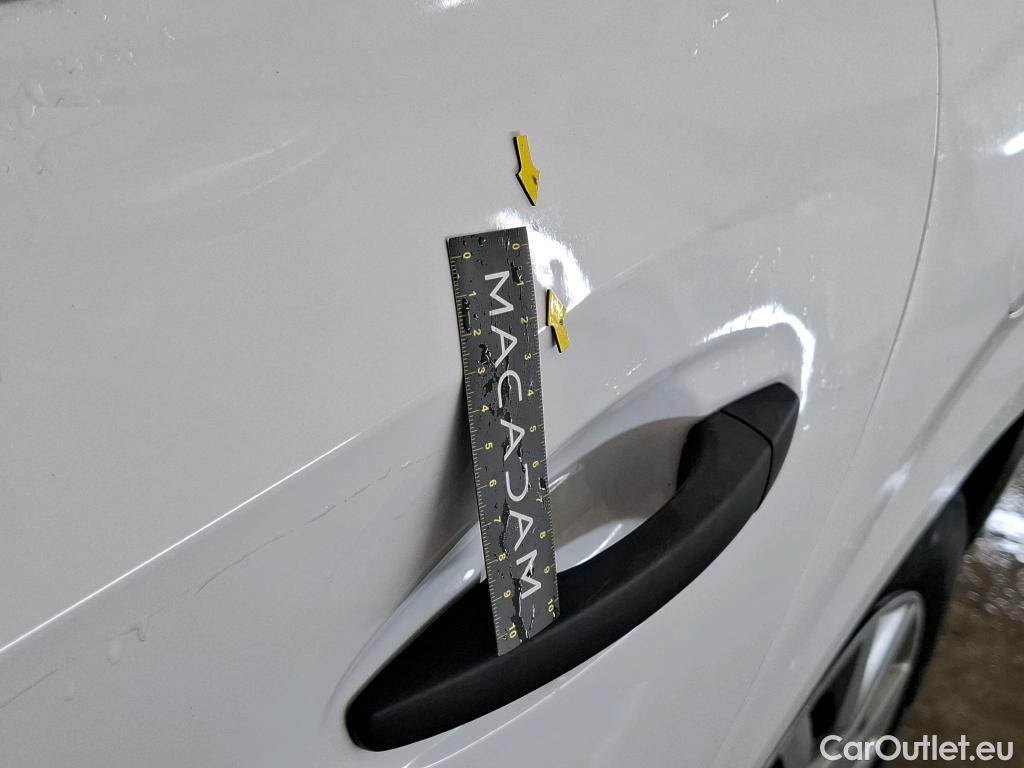  Peugeot  208  Premium 1.2 PureTech 75CV BVM5 E6d #31