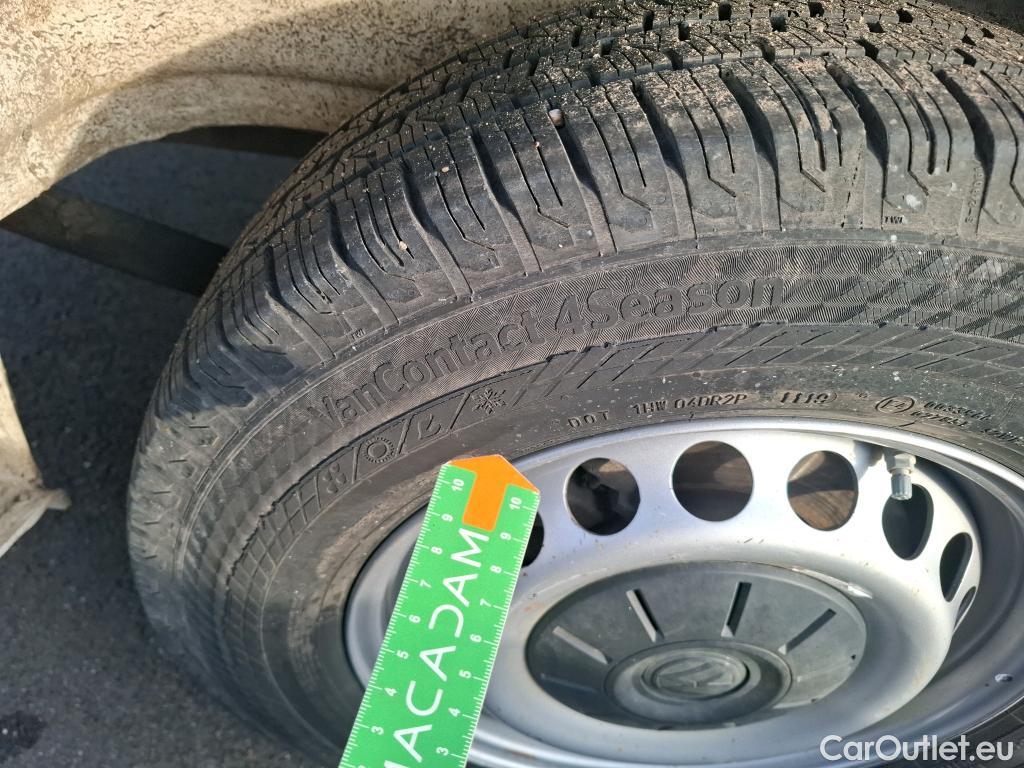  Volkswagen  Crafter VOLKSWAGEN  / 2017 / 4P / Fourgon tôlé 2.0 TDI 140 35 L4H3 Procab Business Line #8