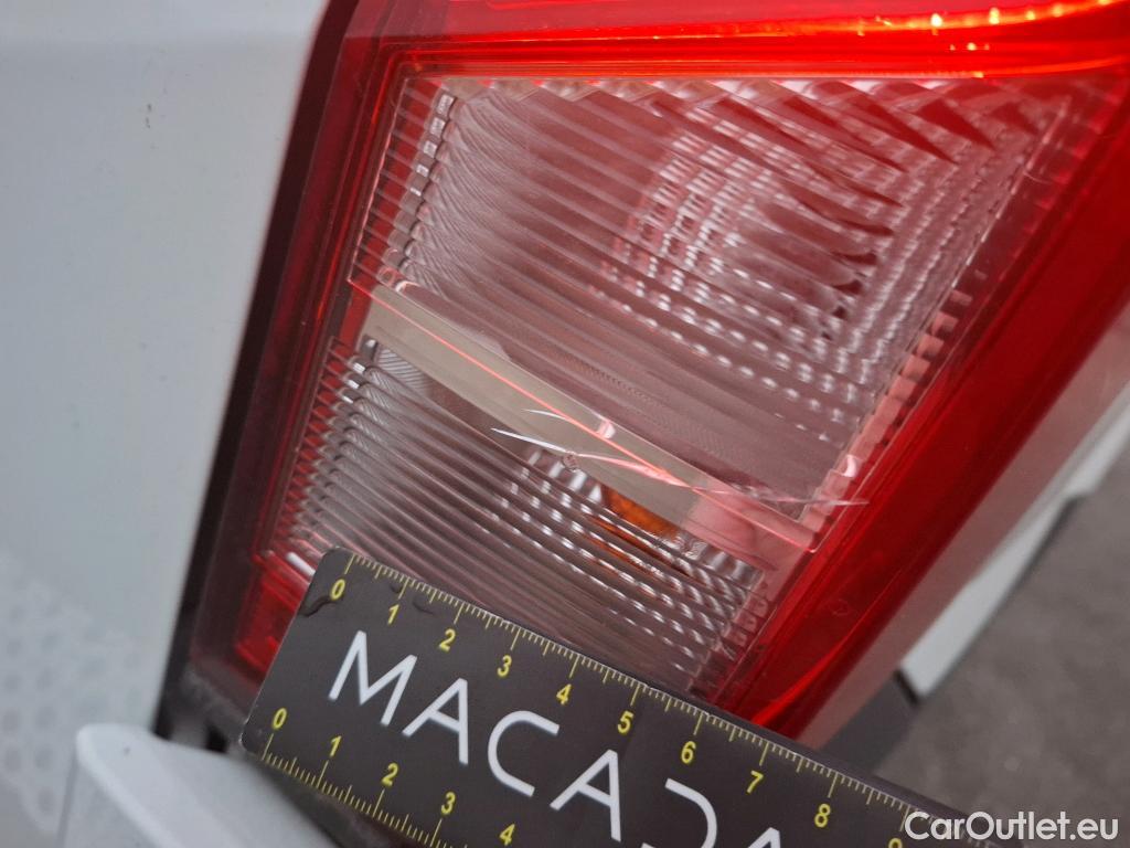  Volkswagen  Crafter VOLKSWAGEN  / 2017 / 4P / Fourgon tôlé 2.0 TDI 140 35 L3H3 4MO Procab Busi Line #6