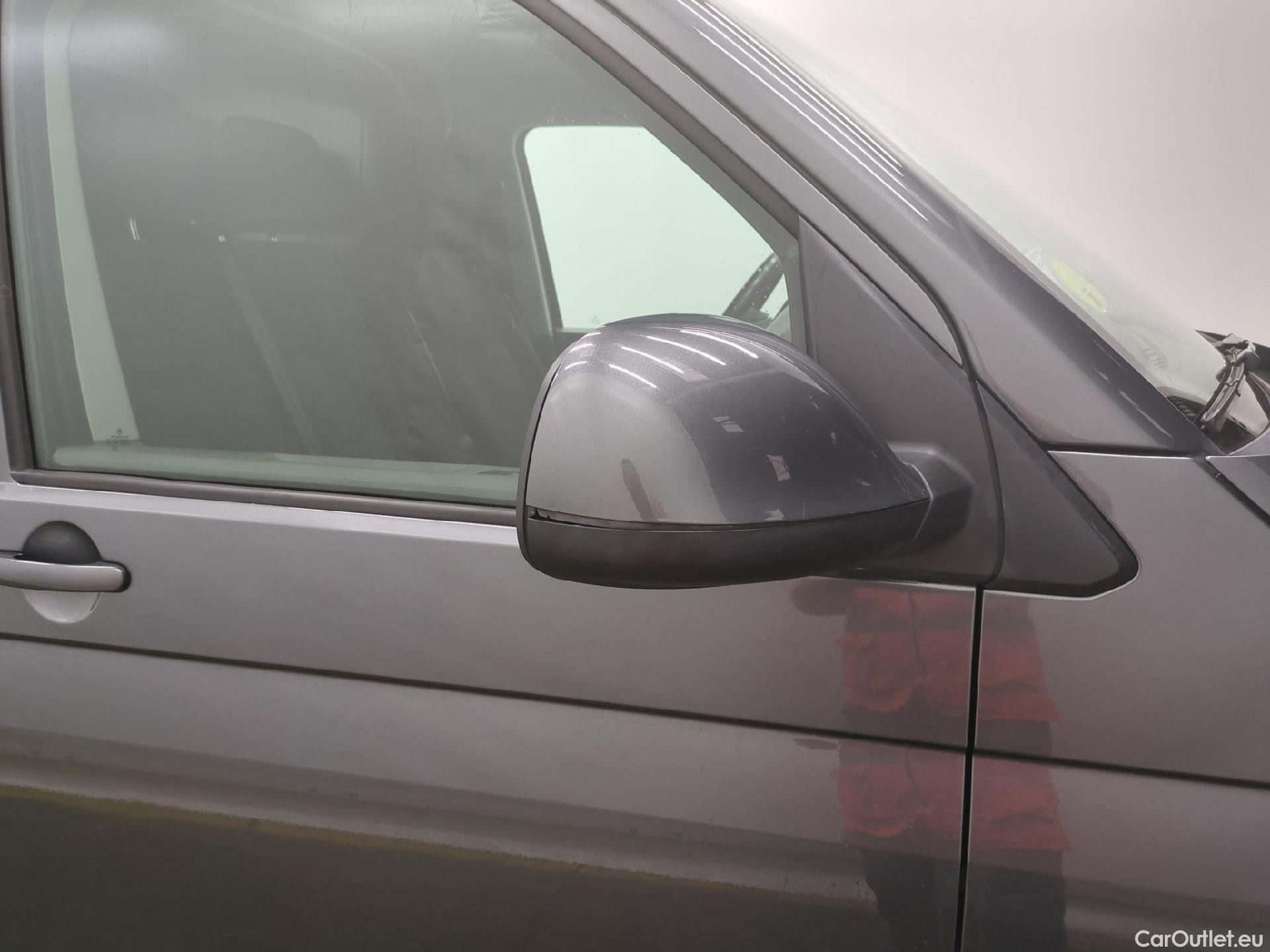  Volkswagen  Transporter VOLKSWAGEN  / 2019 / 4P / Fourgon tôlé 2.0 TDi 150 DSG7 L1H1 Business Plus #16