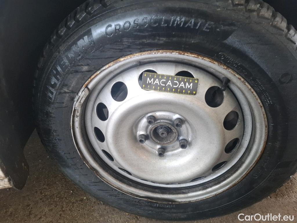  Citroen  Berlingo  Fourgon Club XL 950 1.5 BlueHDi 100CV BVM5 E6dT #51