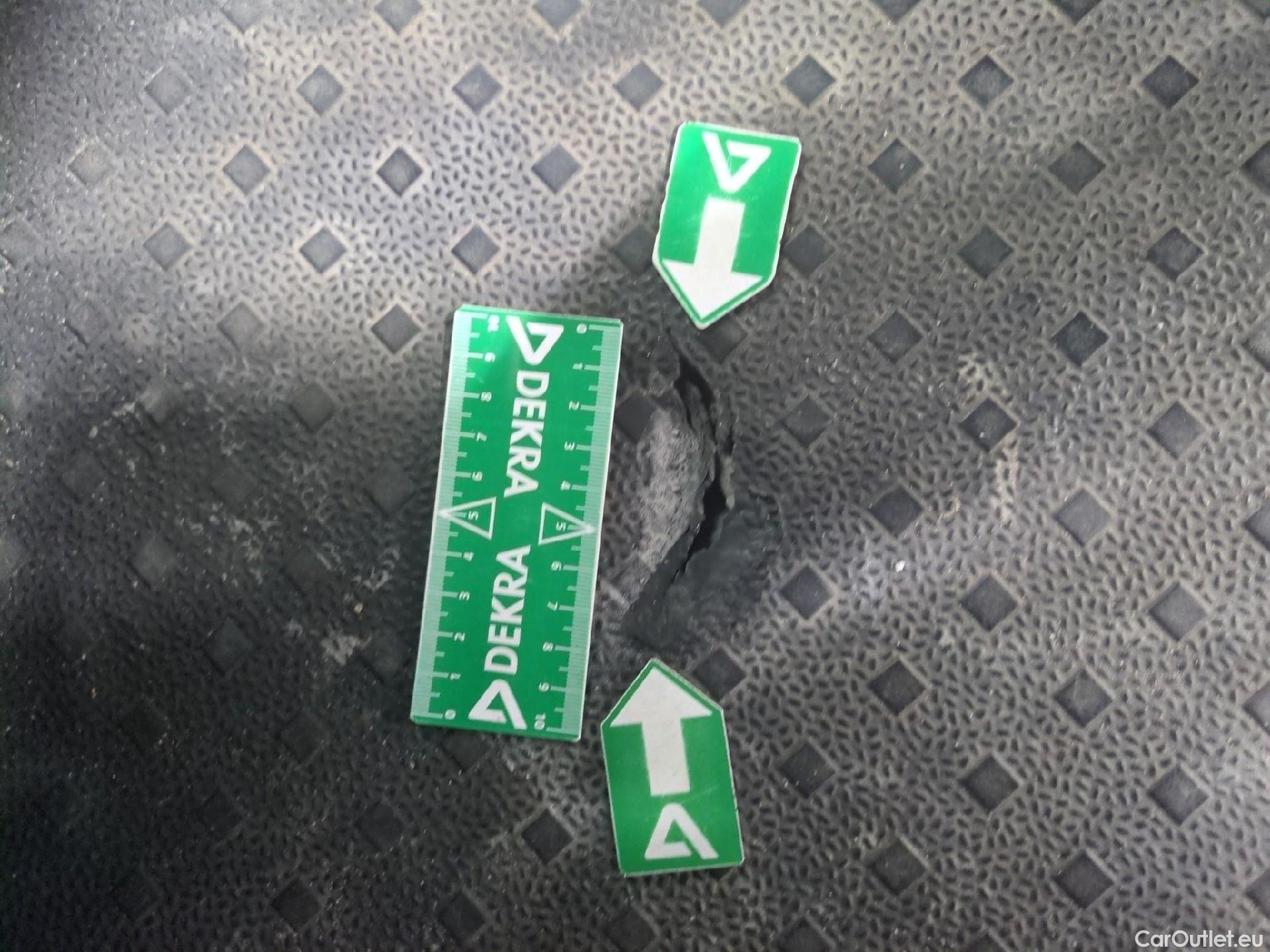  Volkswagen  Transporter VOLKSWAGEN  / 2019 / 4P / Fourgon tôlé 2.0 TDi 150 DSG7 L1H1 Business Plus #21