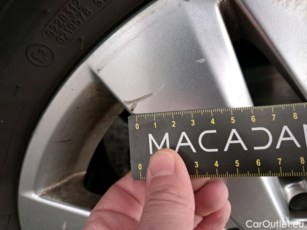  Peugeot  3008  Active Business 1.5 HDi 130CV BVA8 E6d #19