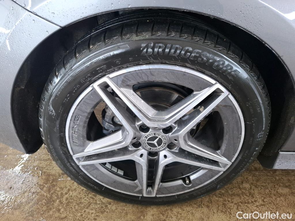  Mercedes  A-Klasse MERCEDES-BENZ Classe A Compact / 2018 / 5P / Berline A 180 AMG Line 7G-DCT #7