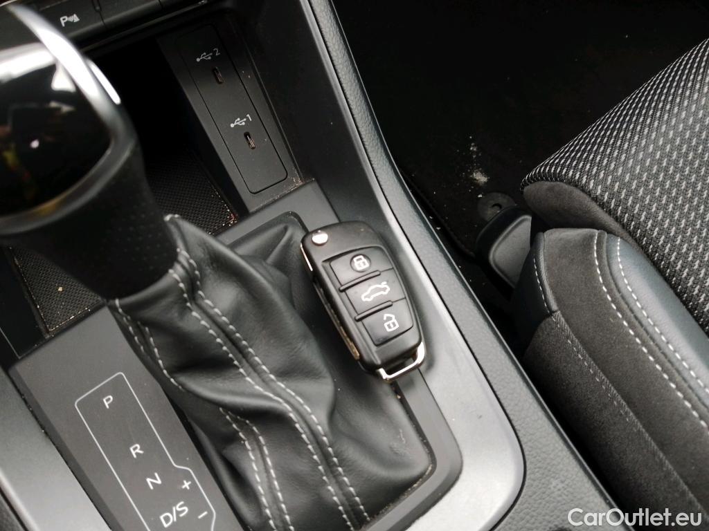  Audi  Q3 AUDI  Sportback / 2019 / 5P / todoterreno 40 TDI 140kW S tronic Quattro S Line #2