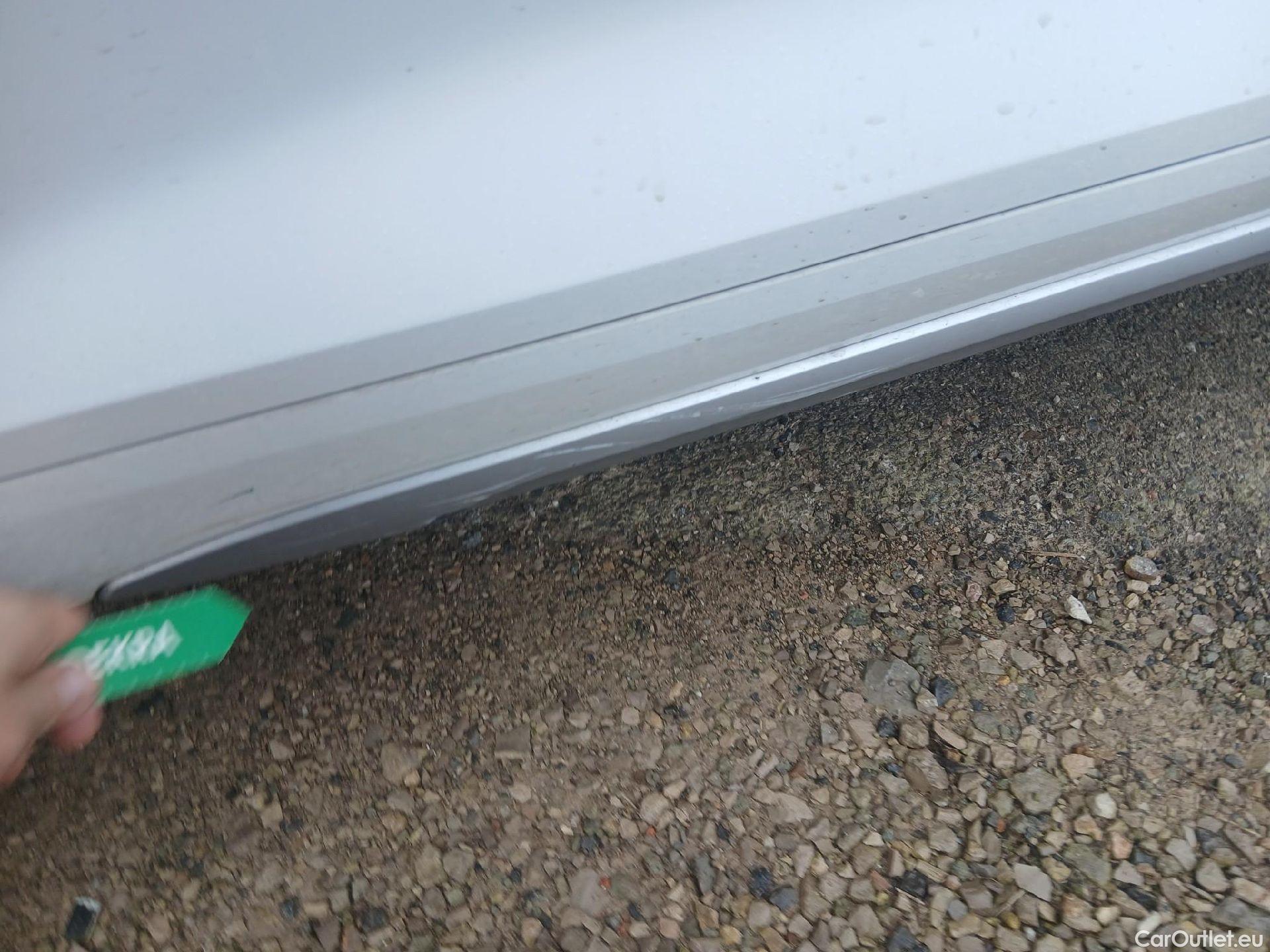  Land Rover  Discovery AUDI Q5 / 2020 / 5P / todoterreno Genuine 40 TDI 150kW quattro-ultra #4