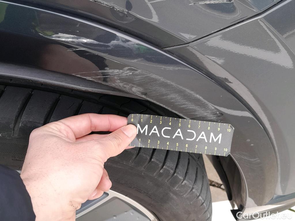  Audi  Q2 AUDI  / 2016 / 5P / todoterreno Design 30 TDI 85kW (116CV) S tronic #33