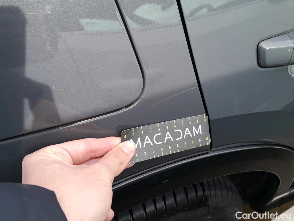  Audi  Q2 AUDI  / 2016 / 5P / todoterreno Design 30 TDI 85kW (116CV) S tronic #18