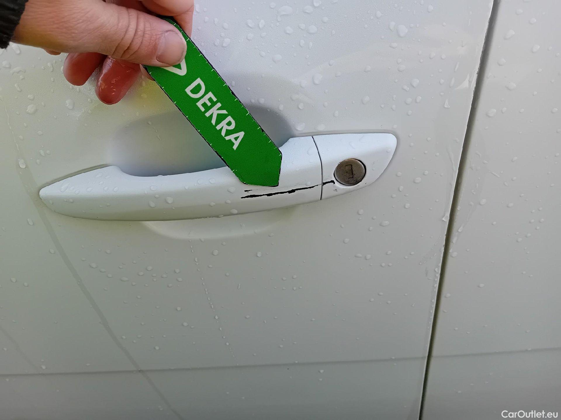  Citroen  C3  Live Pack 1.5 BlueHDi 100CV MT6 E6d #8