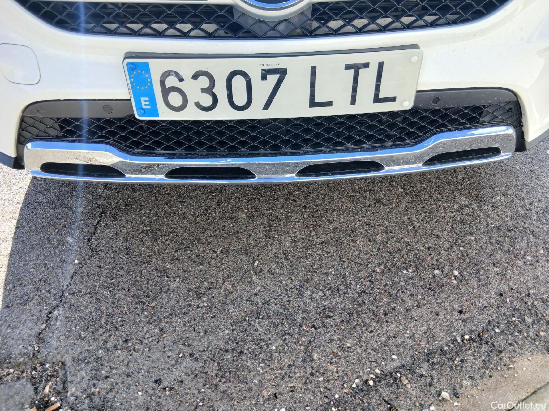  Mercedes  GLB MERCEDES-BENZ  / 2019 / 5P / todoterreno 2.0  200 D 4MATIC DCT 110KW (150CV) #8