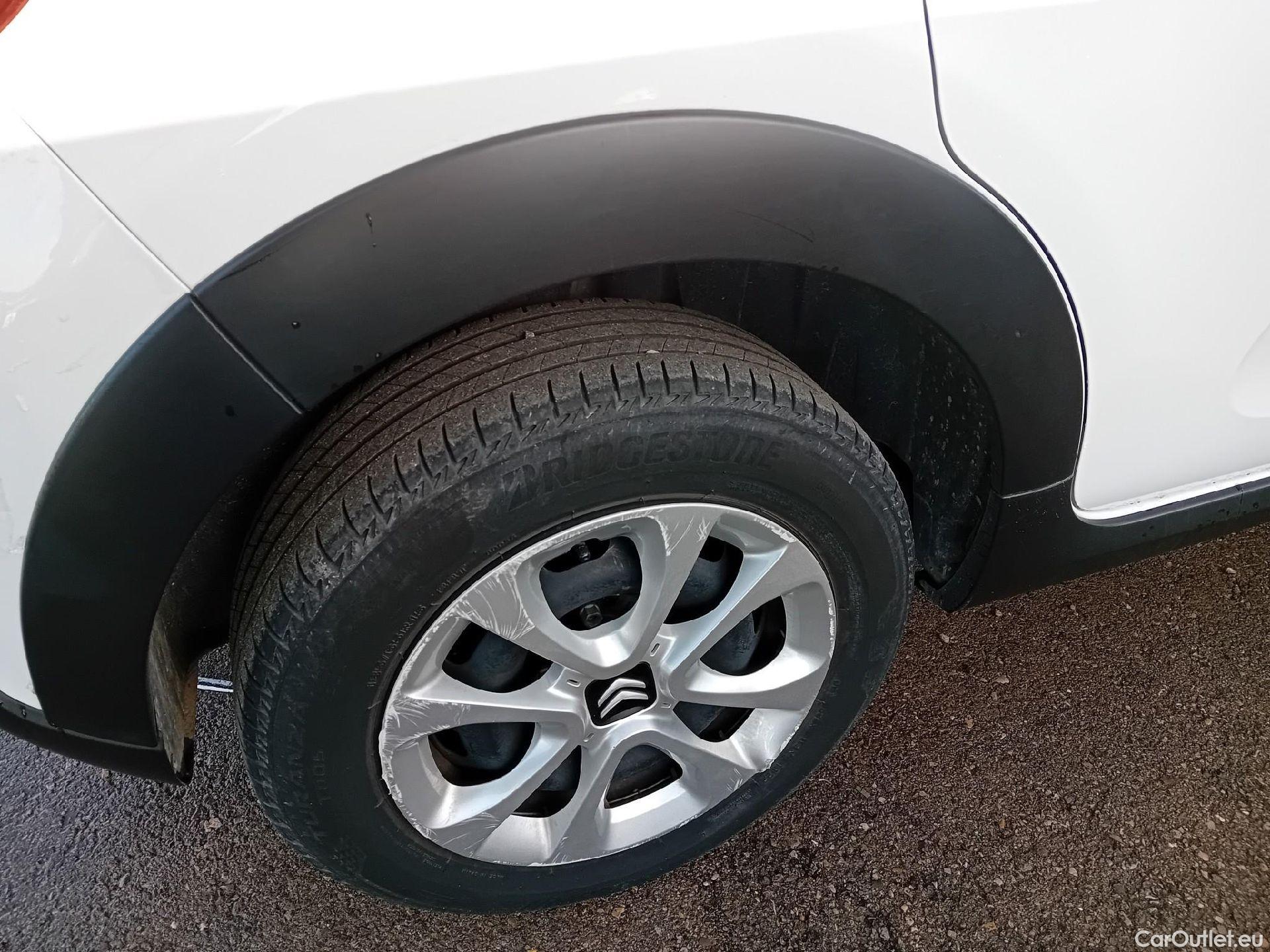  Citroen  C3  Live Pack 1.5 BlueHDi 100CV MT6 E6d #17