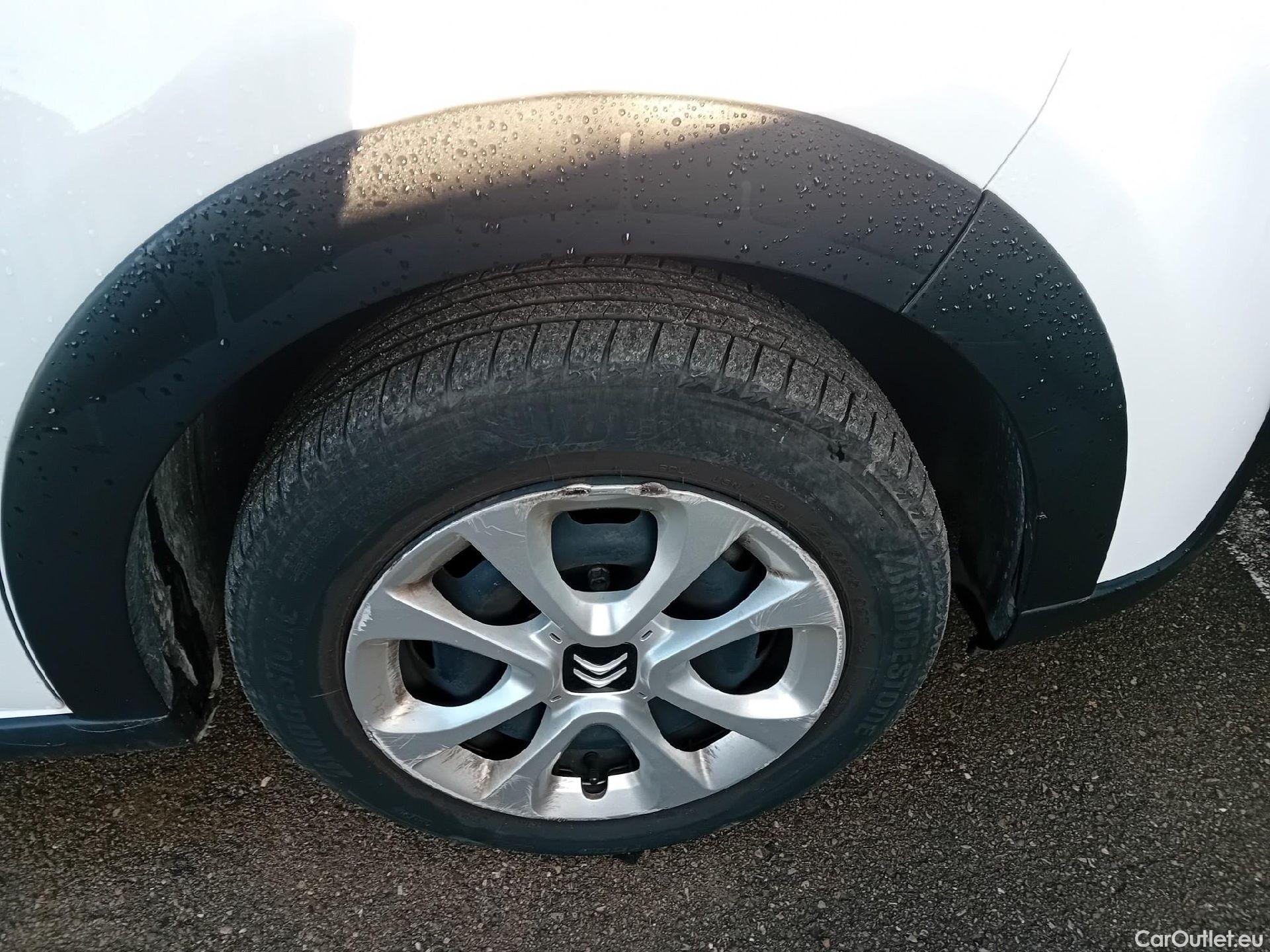  Citroen  C3  Live Pack 1.5 BlueHDi 100CV MT6 E6d #21