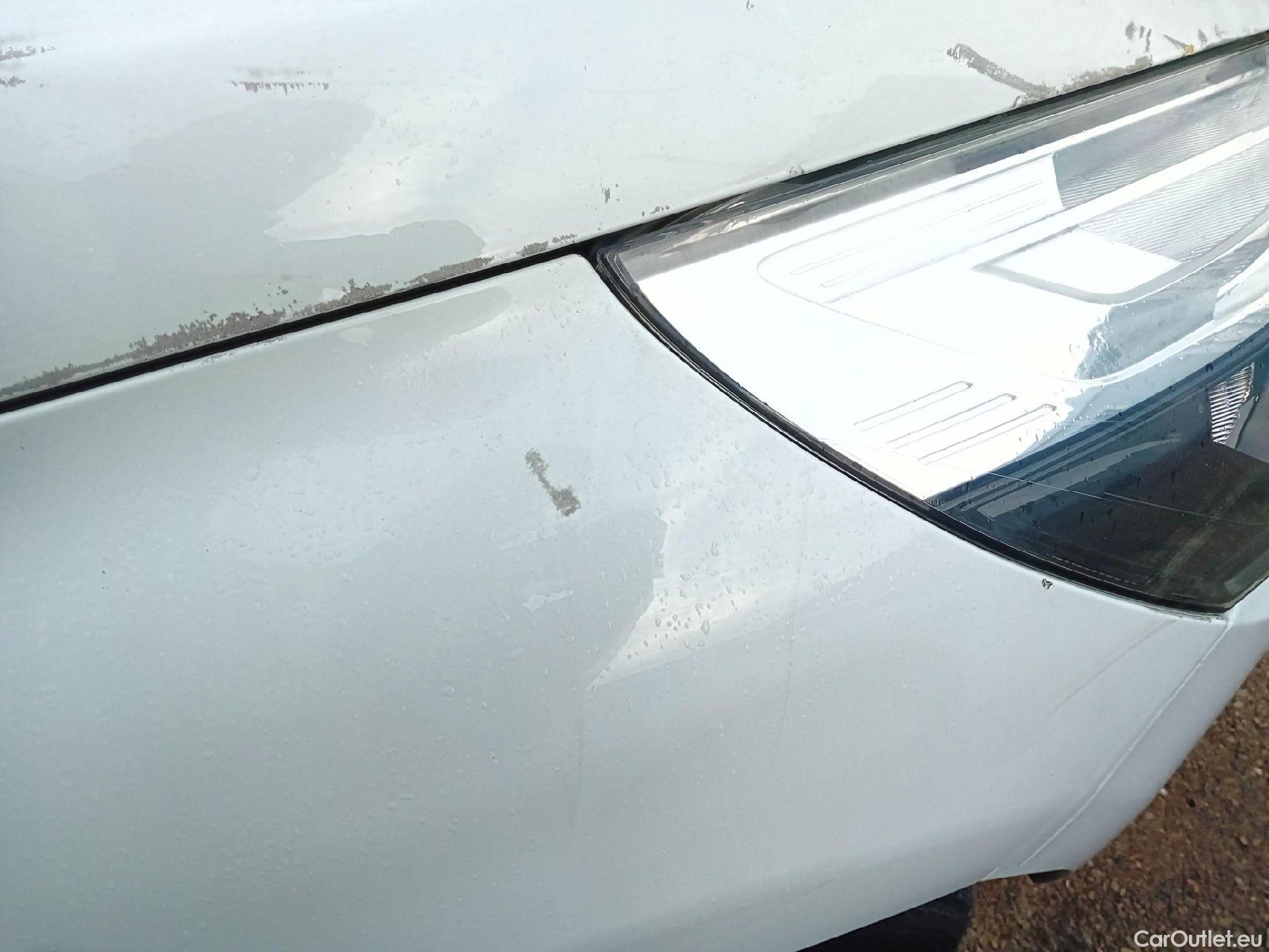  Renault  Clio RENAULT  / 2016 / 5P / berlina con portón Business TCe 66kW (90CV) GLP -18 #15