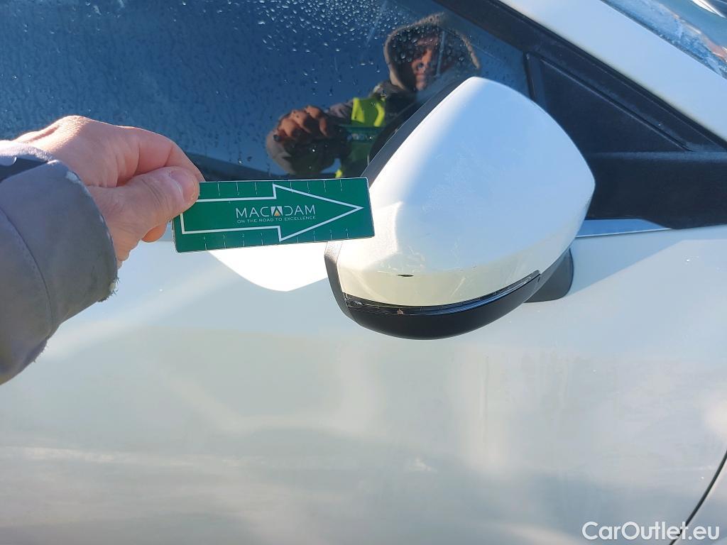  Nissan  Qashqai NISSAN  / 2021 / 5P / todoterreno DIG-T 103kW (140CV) mHEV 4x2 Acenta #13