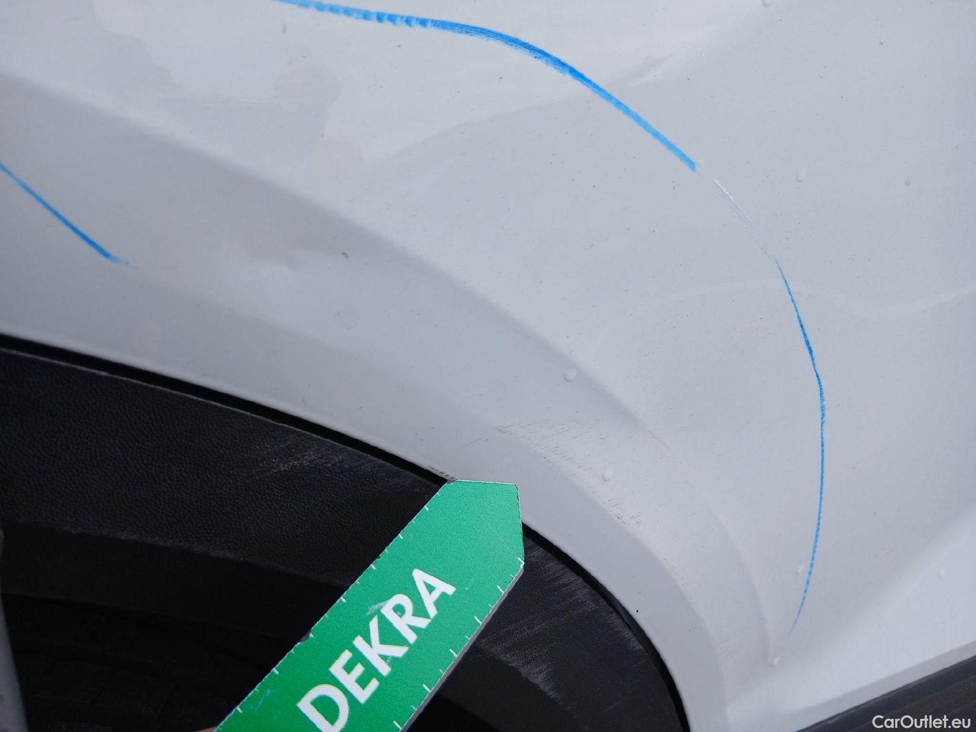  Volkswagen  T-ROC VOLKSWAGEN  / 2017 / 5P / todoterreno Advance 1.0 TSI 85kW (115CV) (CX) #40