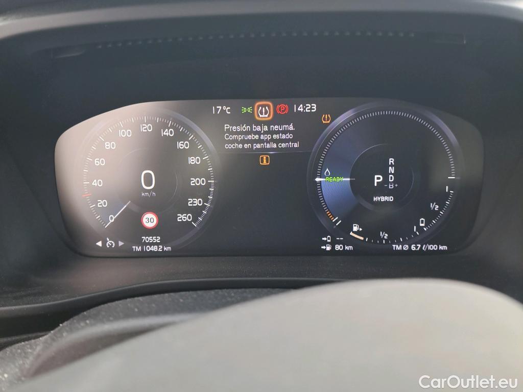  Volvo  XC 40 VOLVO XC40 / 2017 / 5P / todoterreno 1.5 T5 Twin Recharge R-Design Exp Auto #27