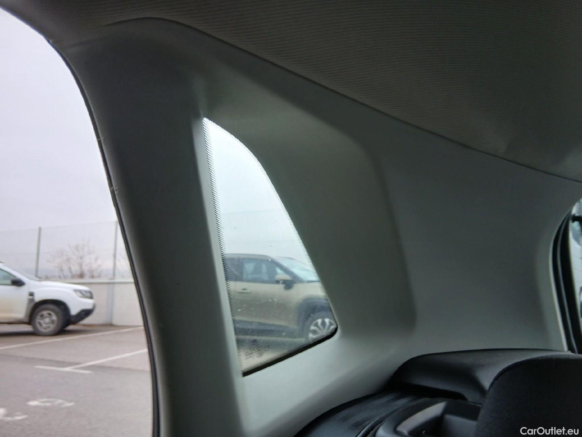  Volkswagen  Polo VOLKSWAGEN  / 2017 / 5P / berlina con portón Advance 1.0 TSI 70kW (95CV) #35