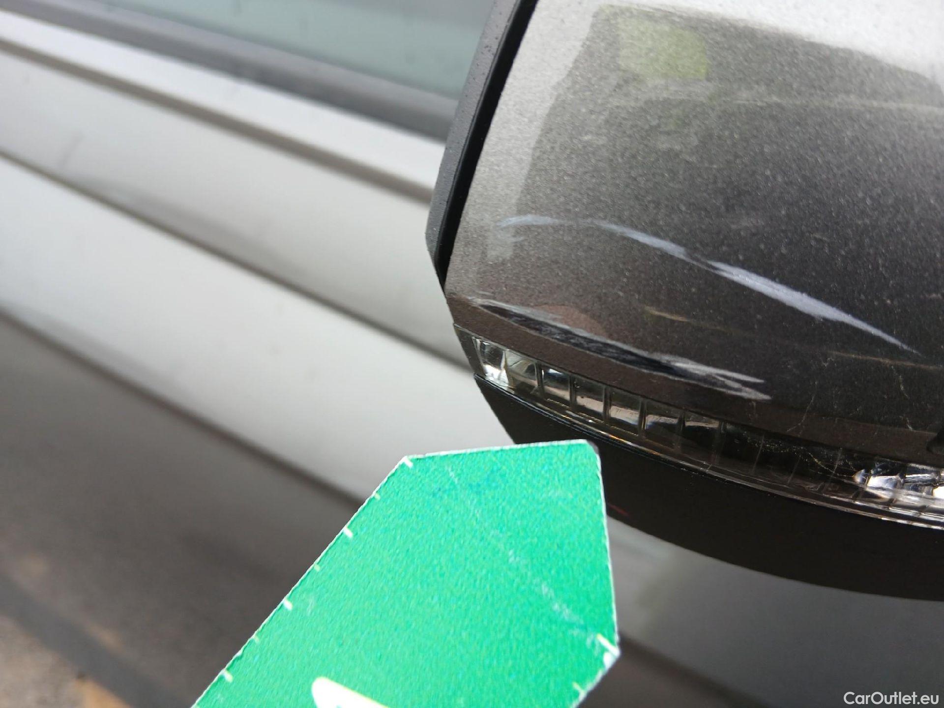  Volkswagen  Polo VOLKSWAGEN  / 2017 / 5P / berlina con portón Advance 1.0 TSI 70kW (95CV) #26