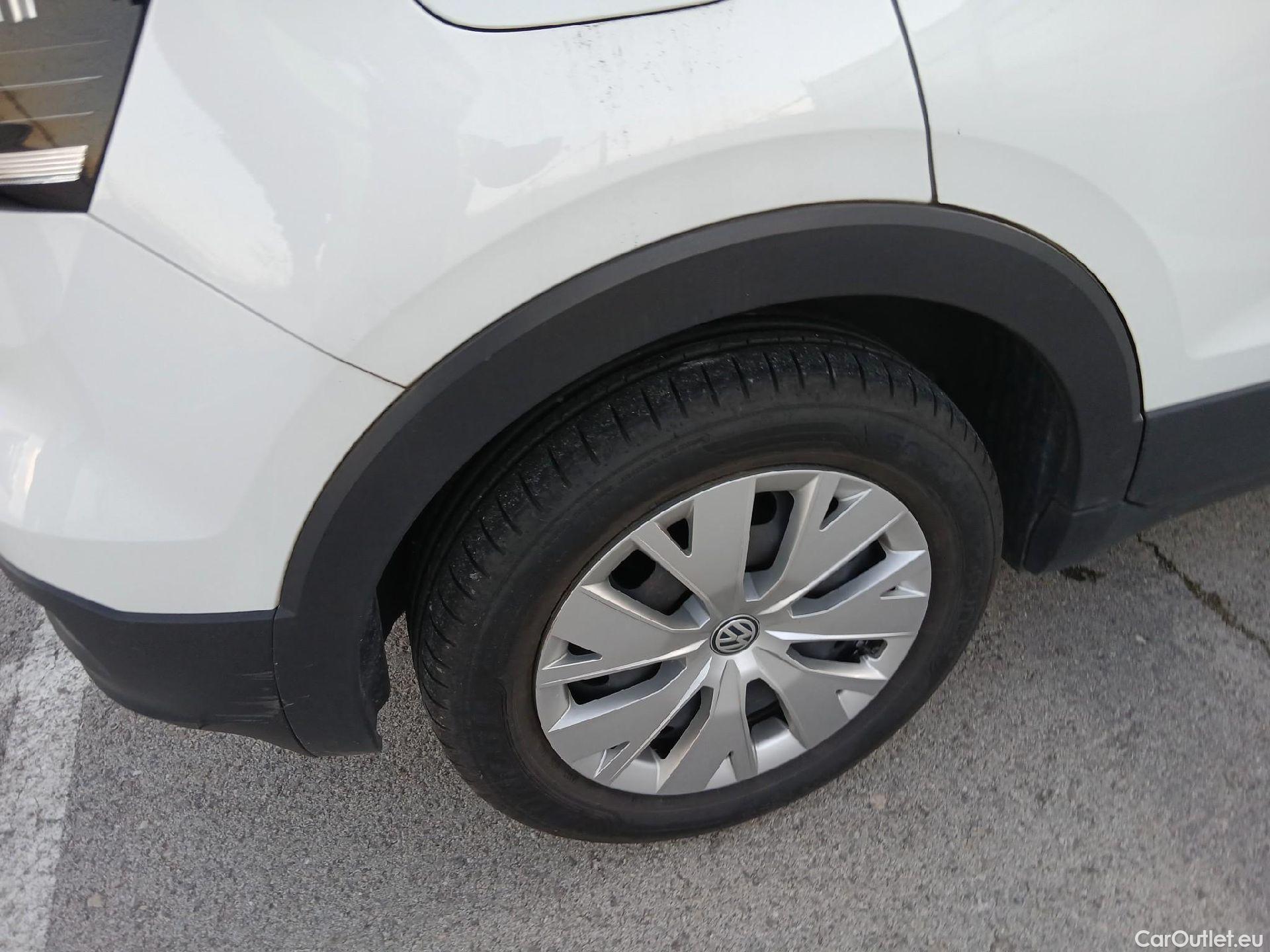  Volkswagen  T-CROSS VOLKSWAGEN  / 2018 / 5P / todoterreno Edition 1.0 TSI 70kW (95CV) #19