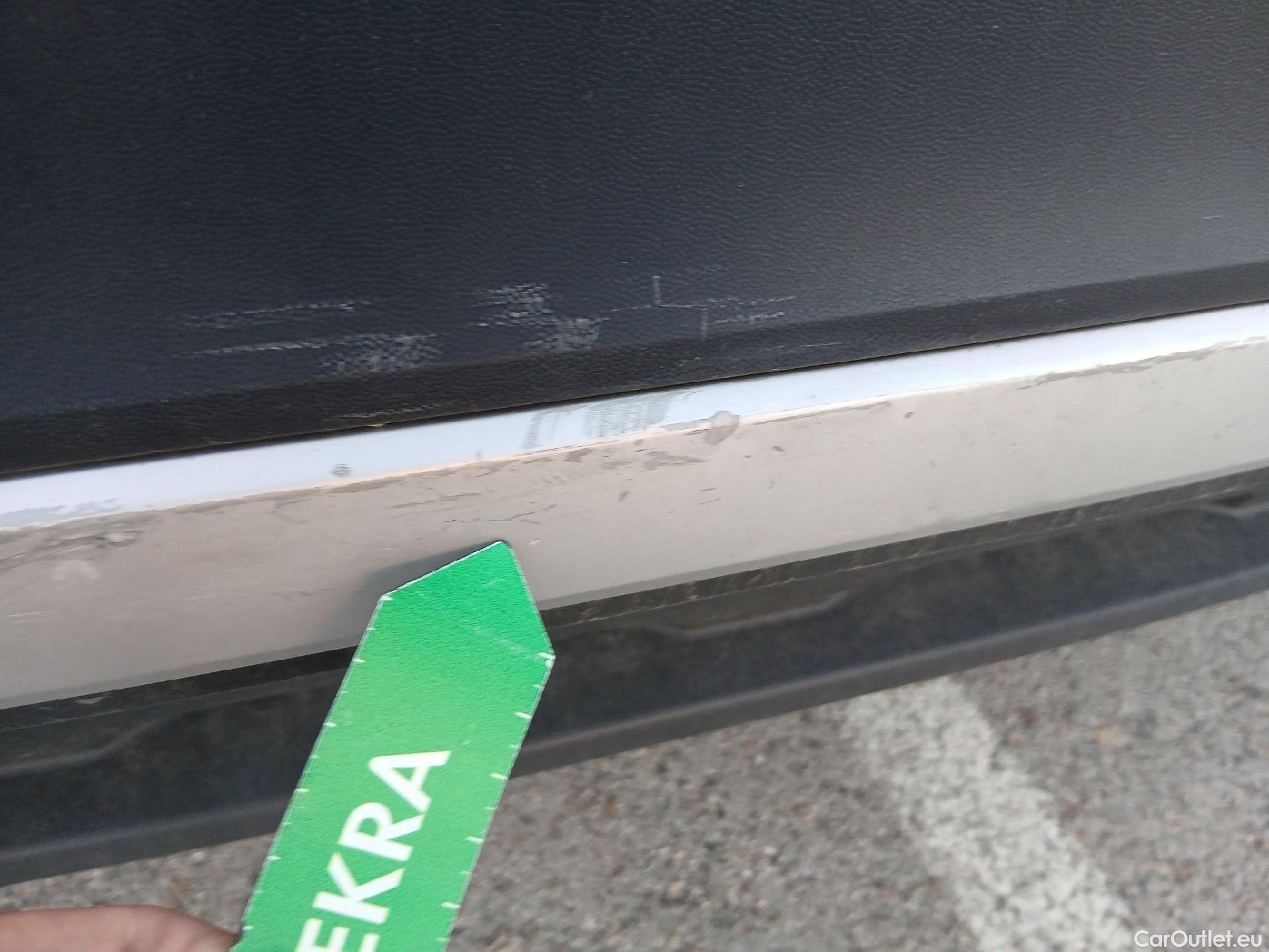  Volkswagen  T-CROSS VOLKSWAGEN  / 2018 / 5P / todoterreno Edition 1.0 TSI 70kW (95CV) #15