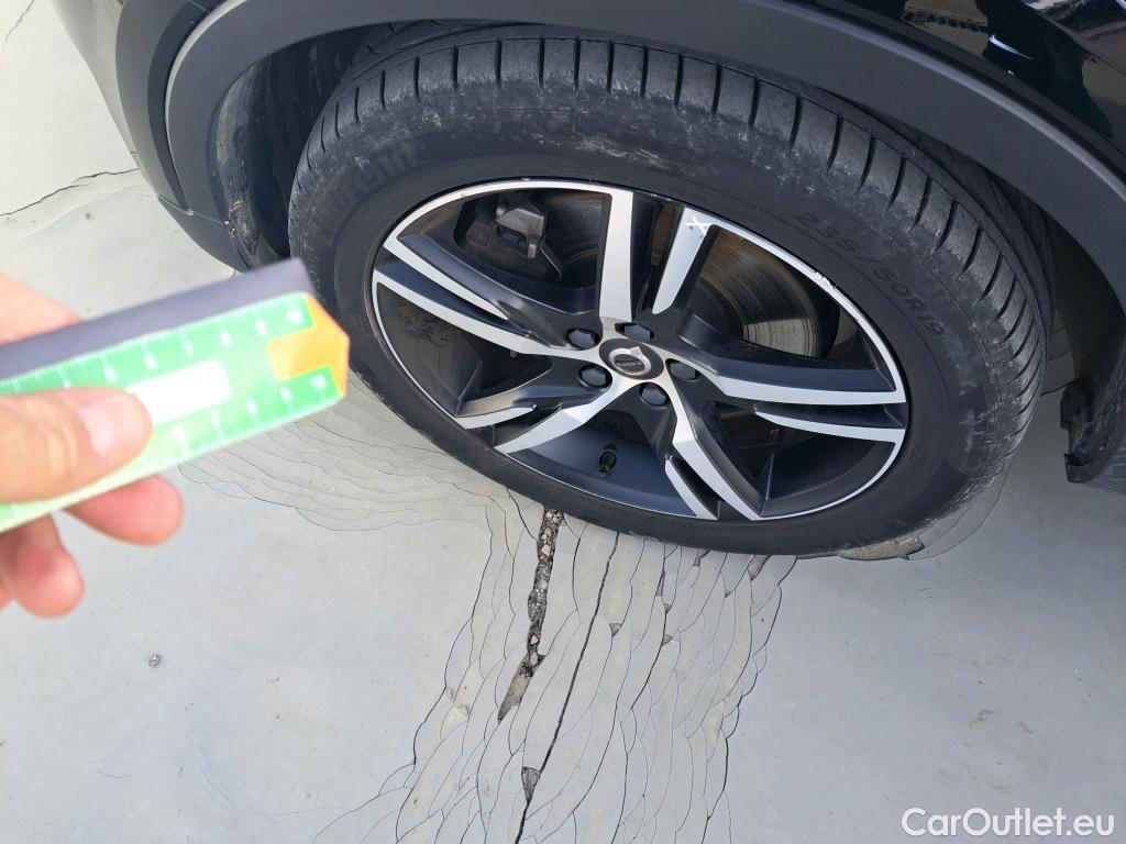  Volvo  XC 40 VOLVO XC40 / 2017 / 5P / todoterreno 1.5 T5 Twin Recharge R-Design Exp Auto #12