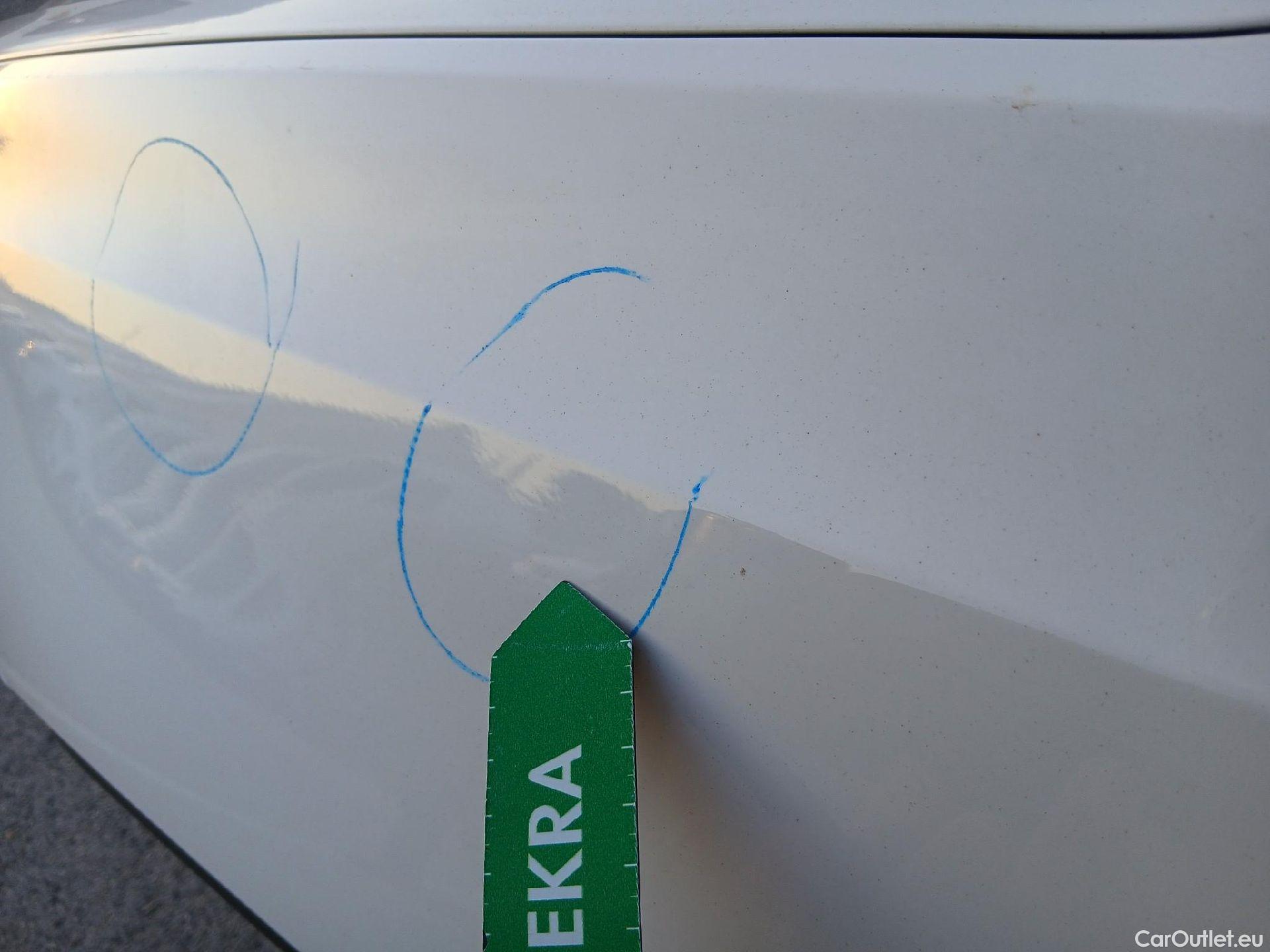  Volkswagen  T-CROSS VOLKSWAGEN  / 2018 / 5P / todoterreno Edition 1.0 TSI 70kW (95CV) #7