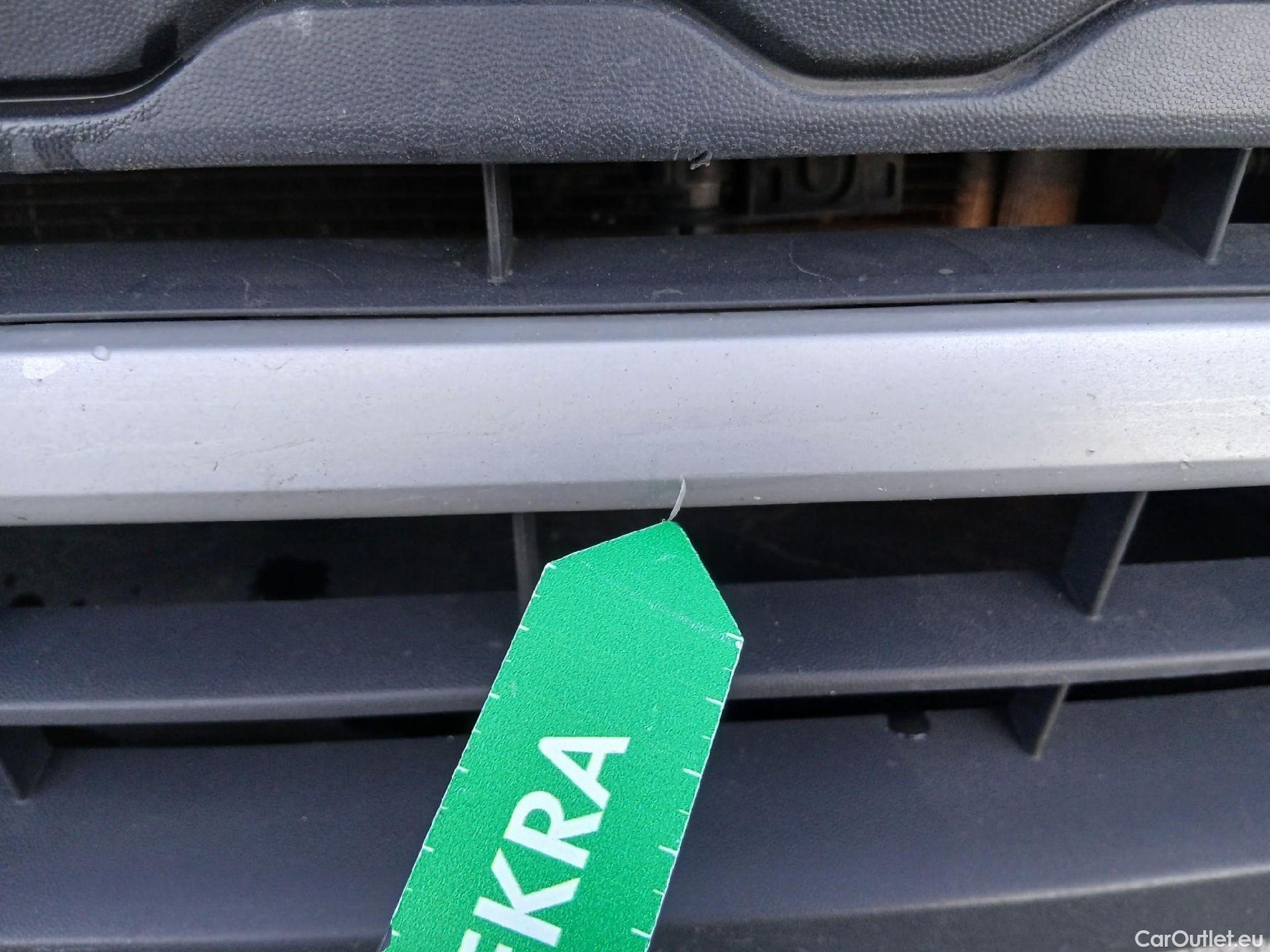  Volkswagen  T-CROSS VOLKSWAGEN  / 2018 / 5P / todoterreno Edition 1.0 TSI 70kW (95CV) #4