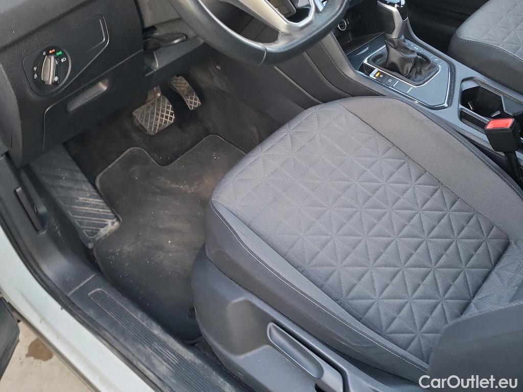  Volkswagen  Tiguan VOLKSWAGEN  / 2020 / 5P / todoterreno Life 1.5 TSI 110kW (150CV) DSG #19