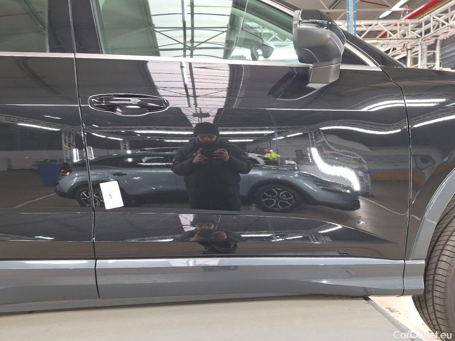  Audi  Q3 Audi,  SB '19, Audi  Sportback 35 TDI S tronic Bus. Ed. Attract #9