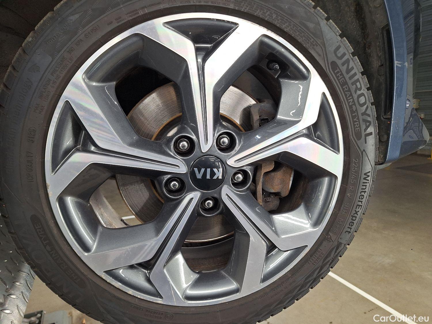  KIA  Cee'd Kia, Ceed '18, KIA  More 1.6 CRDi 115 ISG 5d #3