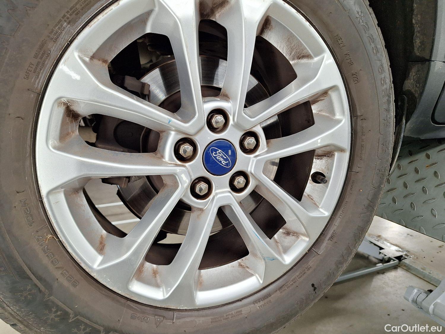  Ford  Kuga Ford,  '19, Ford  1.5 EcoBlue 88kW Aut. Titanium 5d #3