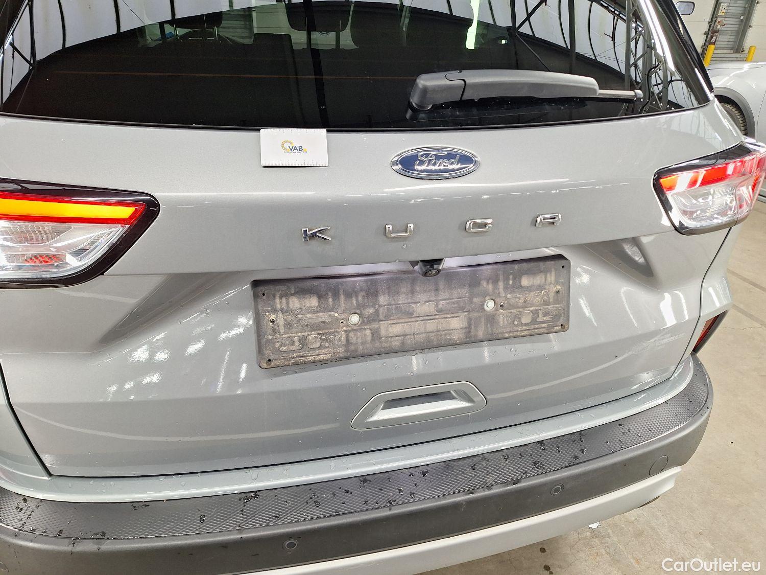  Ford  Kuga Ford,  '19, Ford  1.5 EcoBlue 88kW Aut. Titanium 5d #36