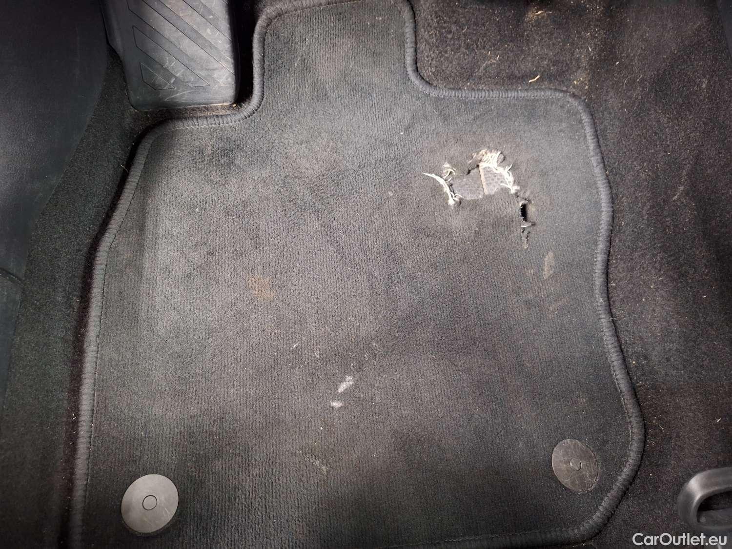  Skoda  Octavia Skoda,  Combi '20, Skoda  Combi 1.5 TSI 110kW DSG7 Clever 5d #1