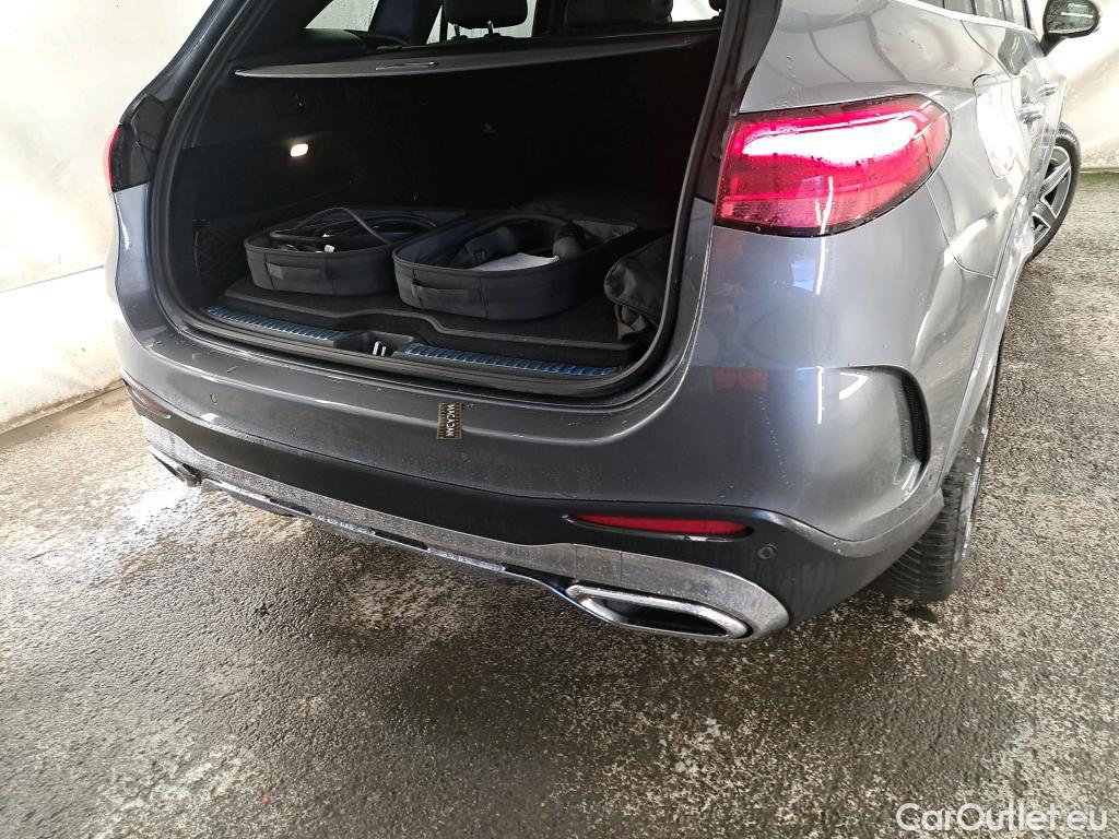  Mercedes  GLC MERCEDES-BENZ  / 2022 / 5P / SUV  300 de AMG Line 4MATIC #2